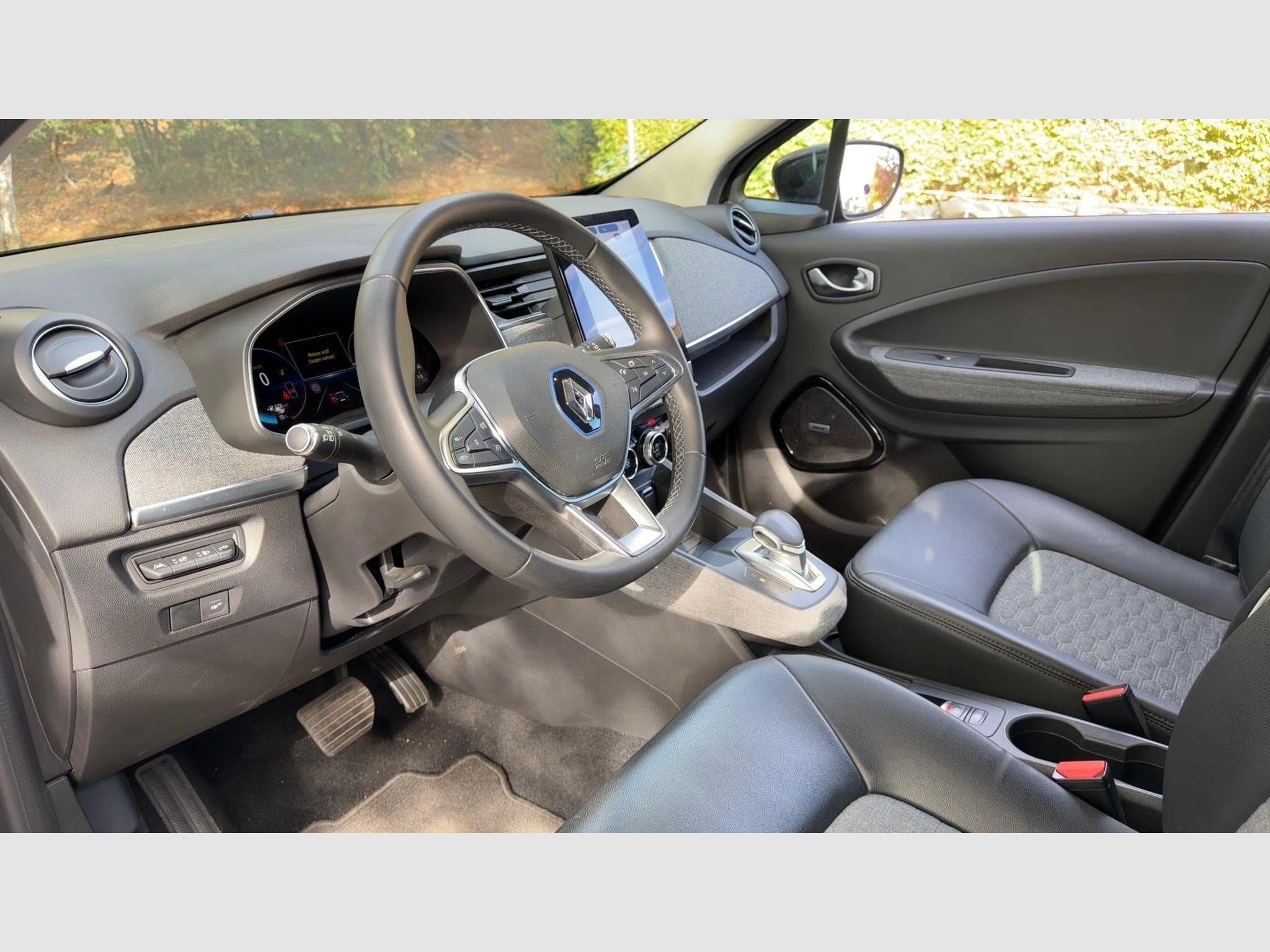 Renault Zoé 52kwh (2020) - Photo 7