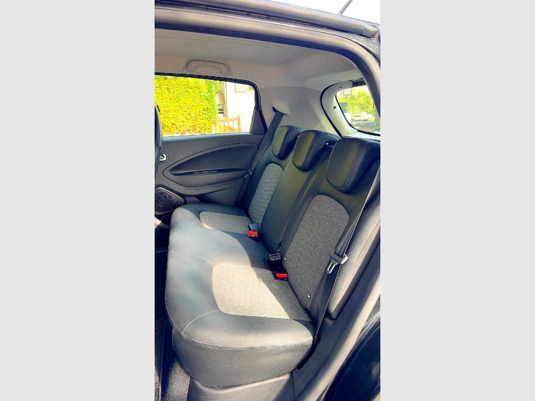 Renault Zoé 52kwh (2020) - Photo 9