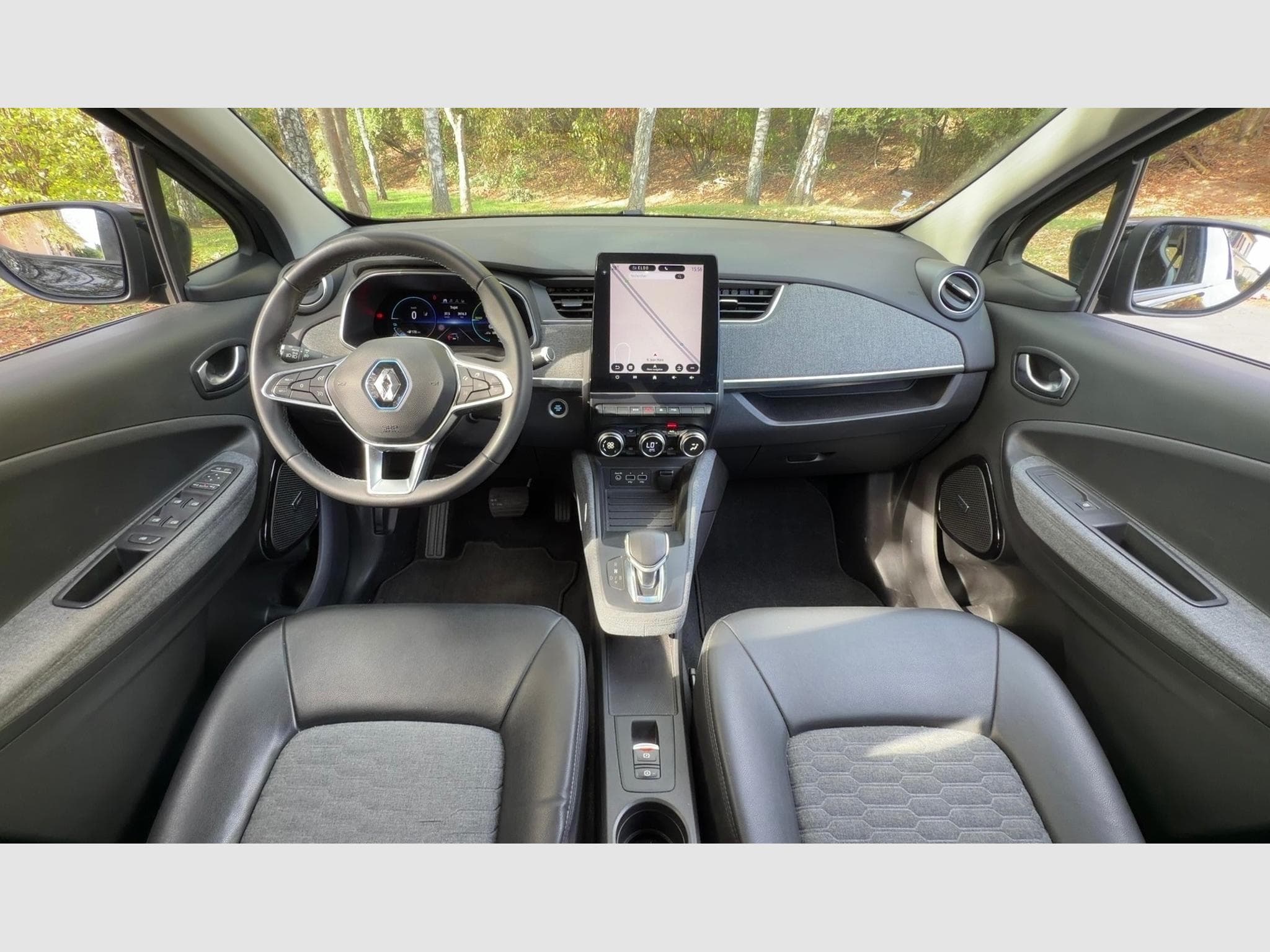 Renault Zoé 52kwh (2020) - Photo 6