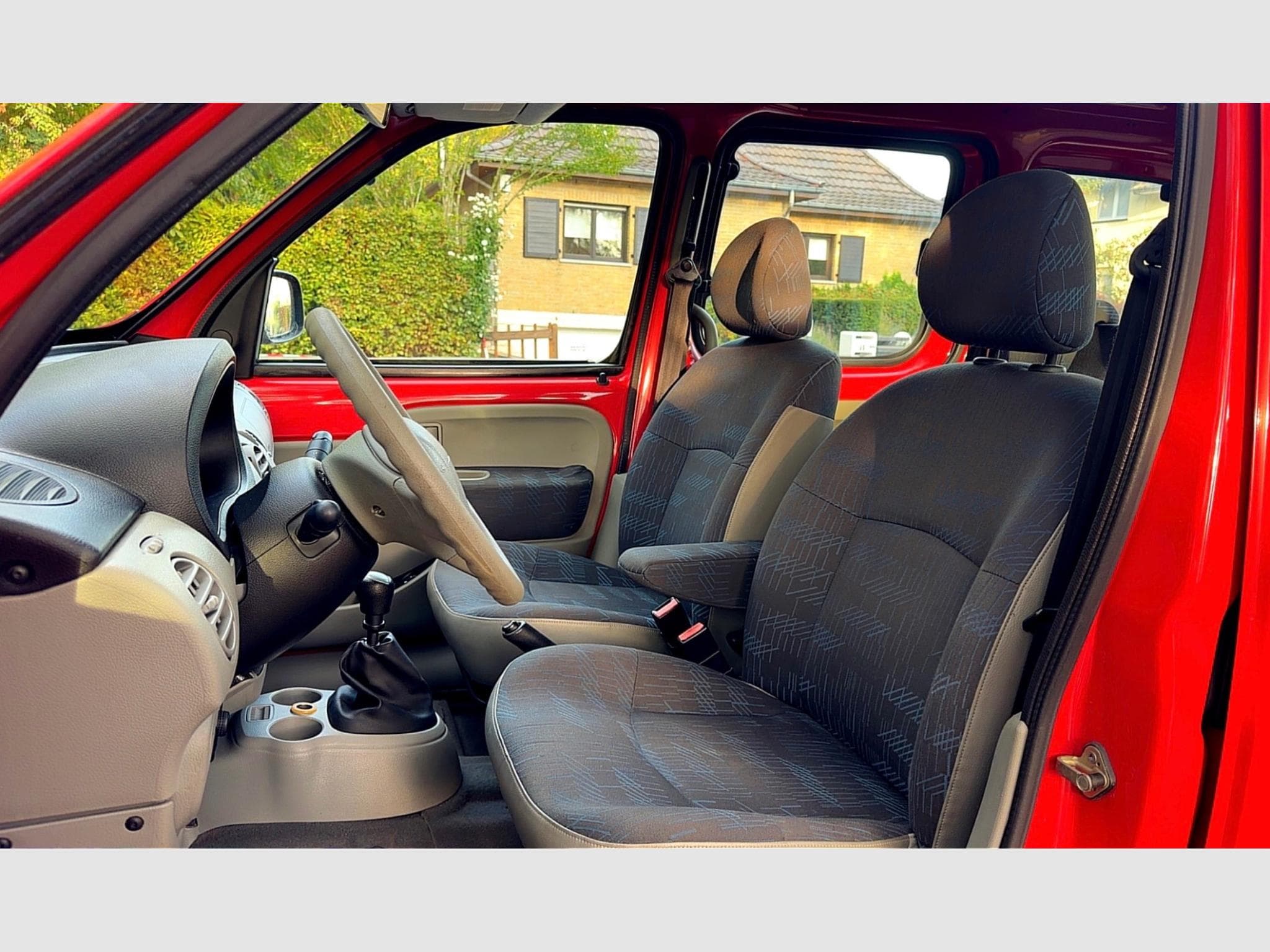 Renault Kangoo 1.6 16V (2007) - Photo 8