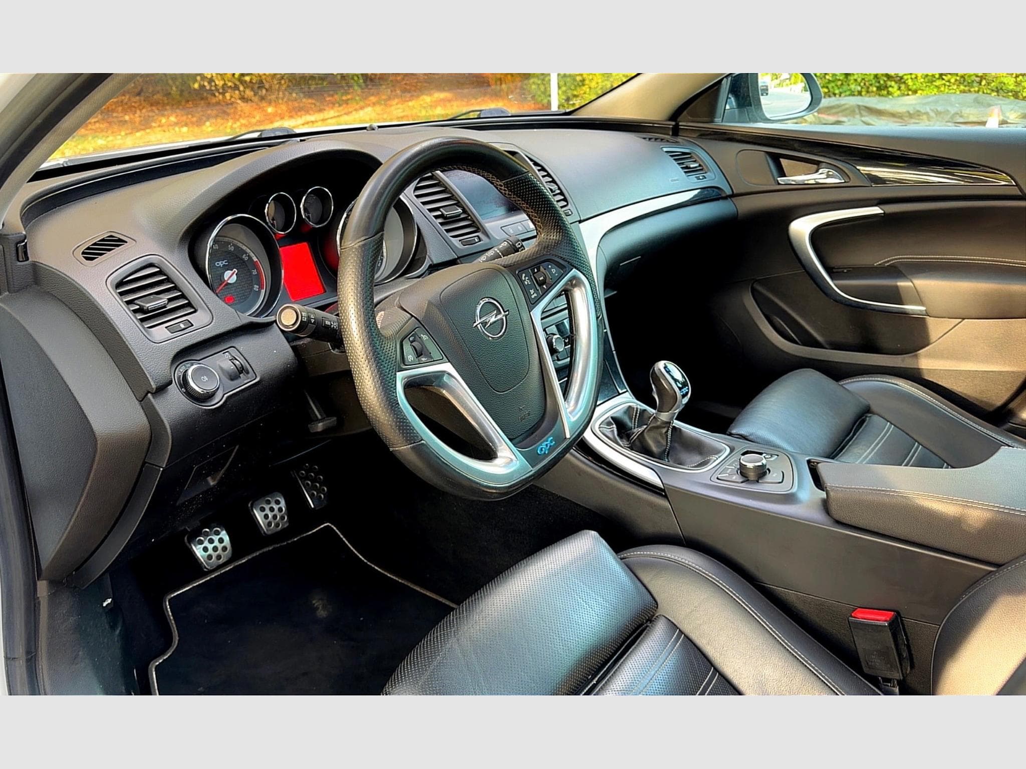 Opel Insignia OPC 4x4 (2010) - Photo 7