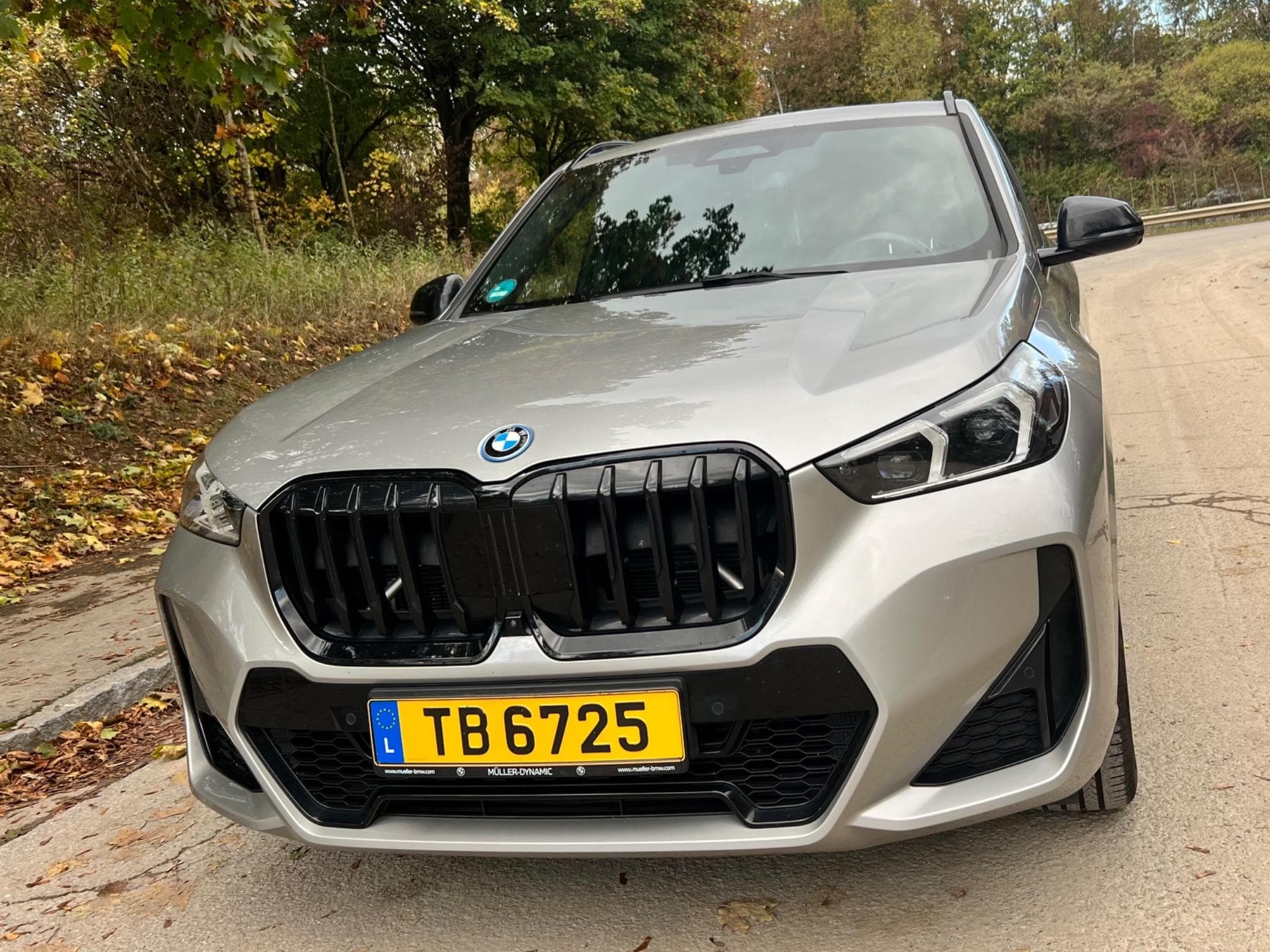 BMW X1 xdrive 30e M-Sport (2024) - Foto 5