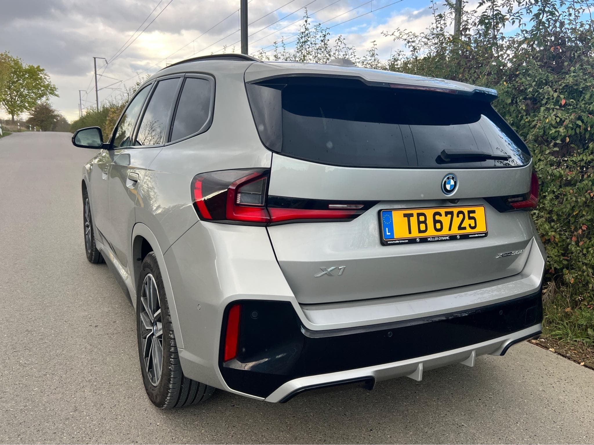 BMW X1 xdrive 30e M-Sport (2024) - Foto 8