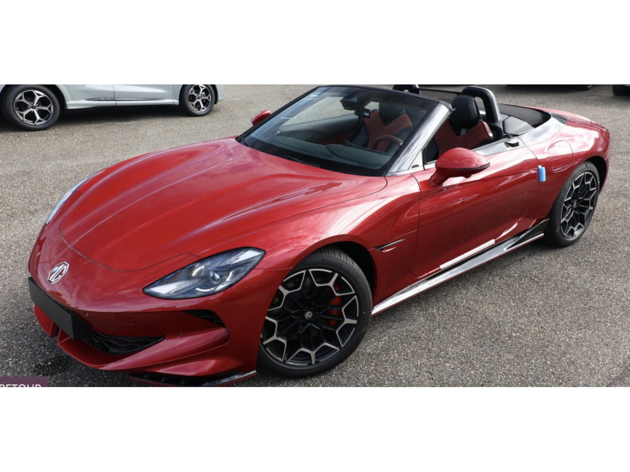MG Cyberster Cyberter 77kwh 339 cv ACC Dinamica Bose 360kam SHZ 19Z (2026) - Foto 18