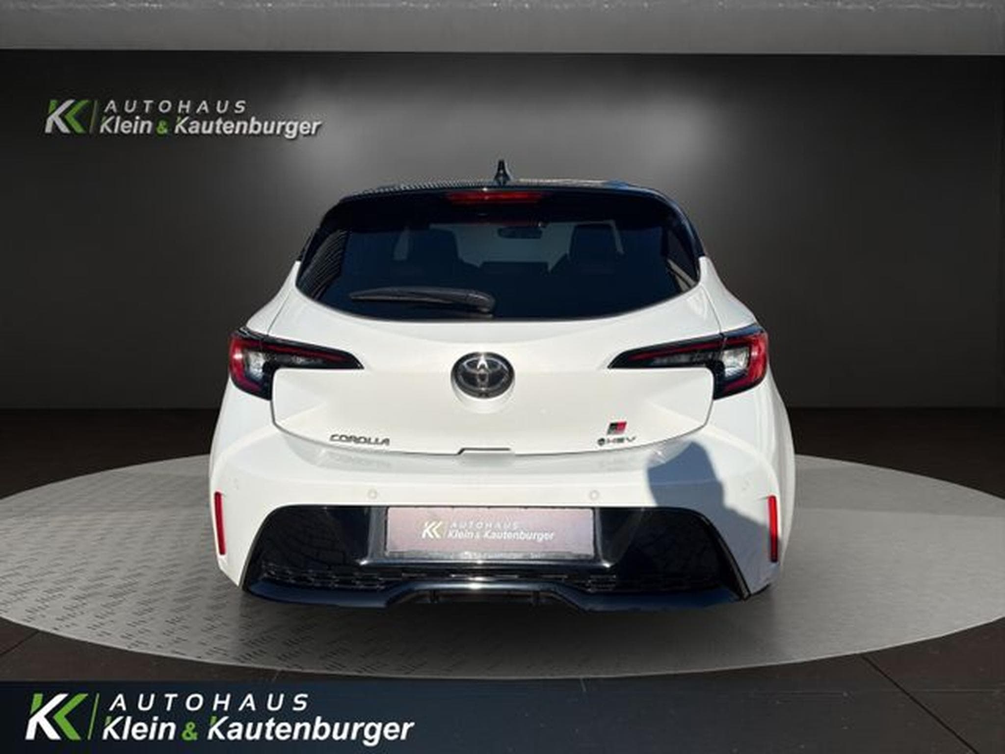 Toyota Corolla Corolla 1.8 GR Sport +VIRTUAL+KAMERA+WINTERPAKET (2025) - Photo 6