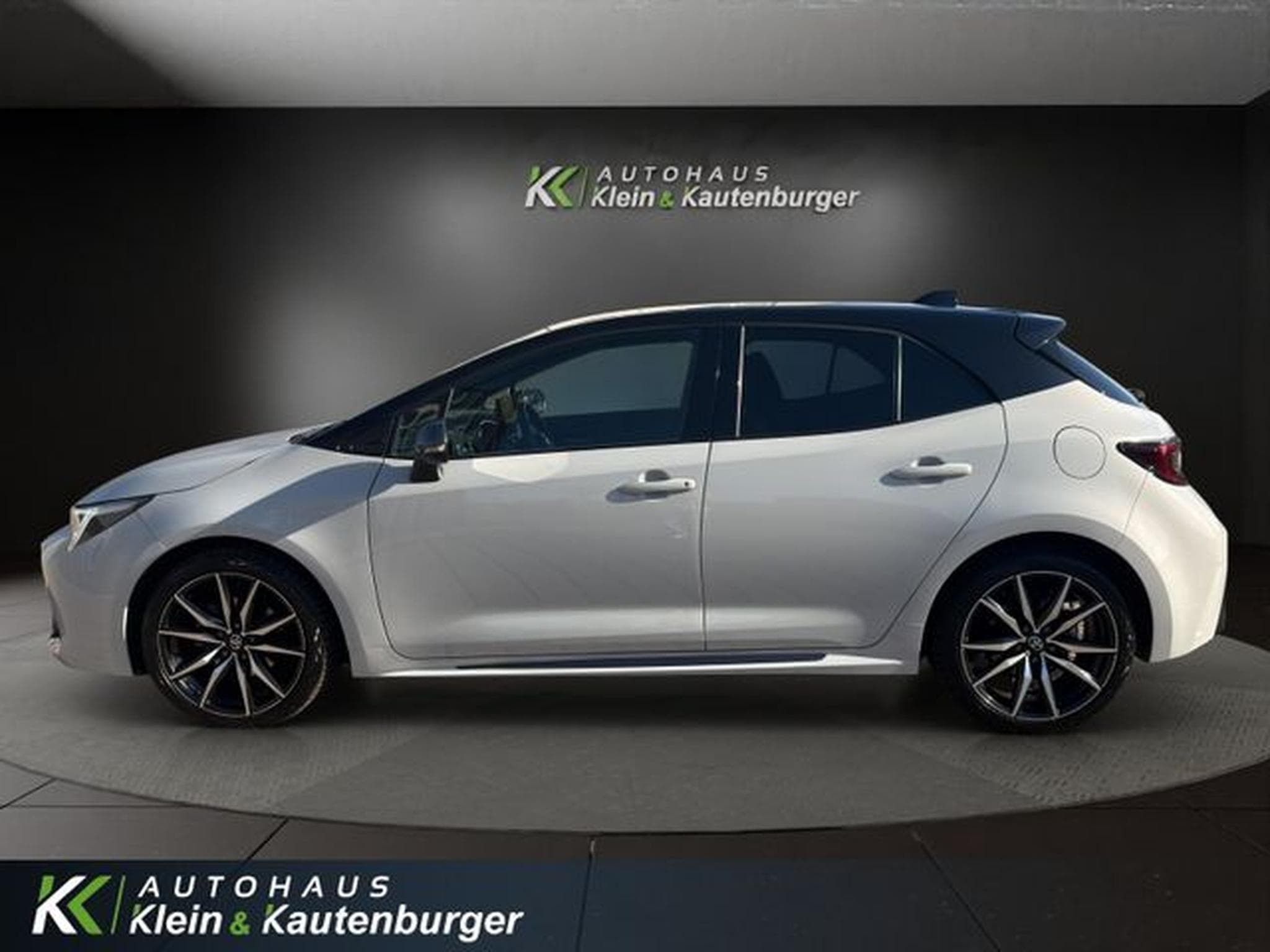 Toyota Corolla Corolla 1.8 GR Sport +VIRTUAL+KAMERA+WINTERPAKET (2025) - Photo 8