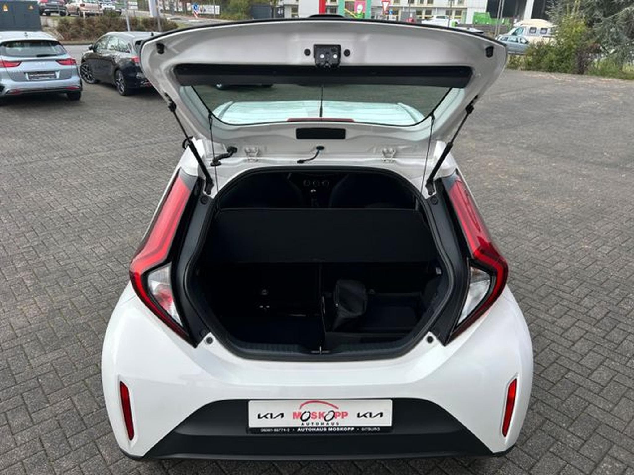 Toyota Aygo Aygo X 1,0 VVT-i Business SHZ Kamera DAB  Klima (2025) - Foto 7