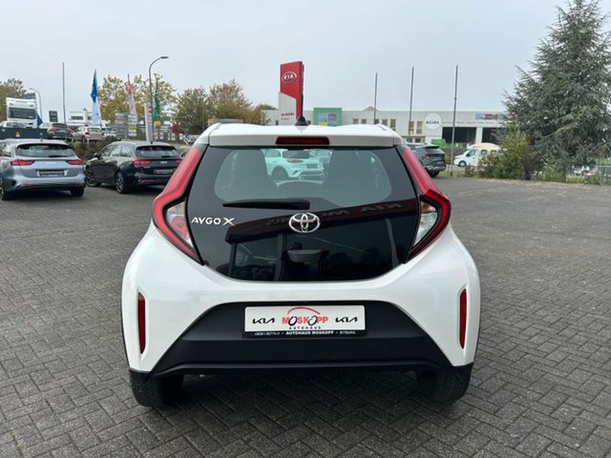 Toyota Aygo Aygo X 1,0 VVT-i Business SHZ Kamera DAB  Klima (2025) - Foto 6