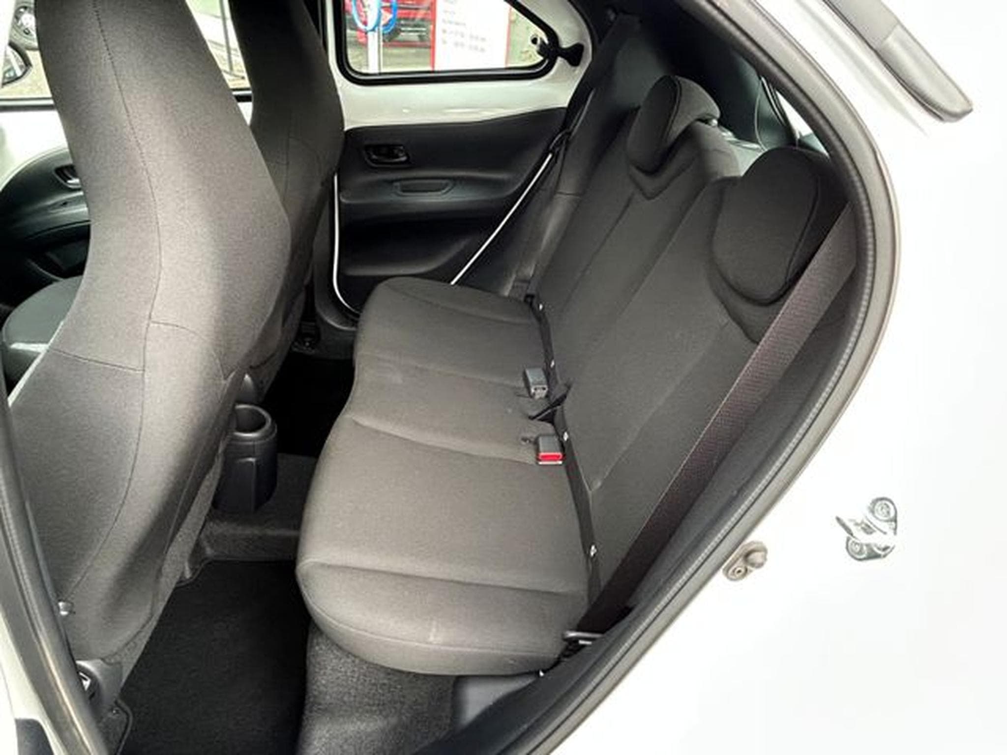 Toyota Aygo Aygo X 1,0 VVT-i Business SHZ Kamera DAB  Klima (2025) - Foto 11