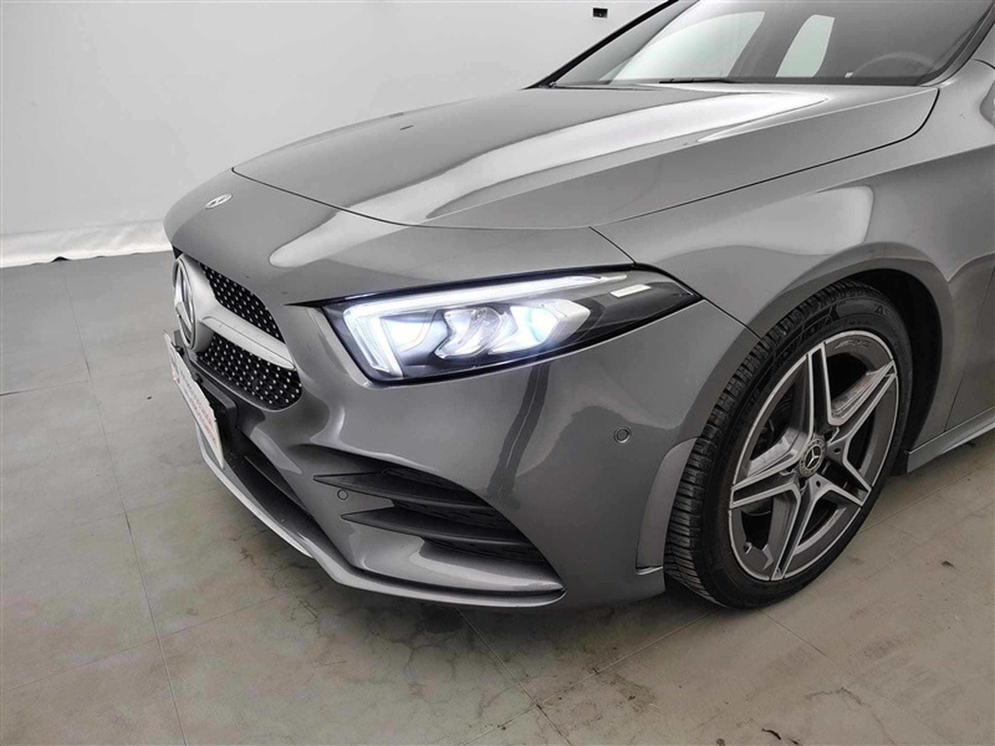 Mercedes A 200 AMG Line *NAVI/CARPLAY/Pack NIGHT/FULL LED/CAMERA/JA18* (2020) - Photo 15