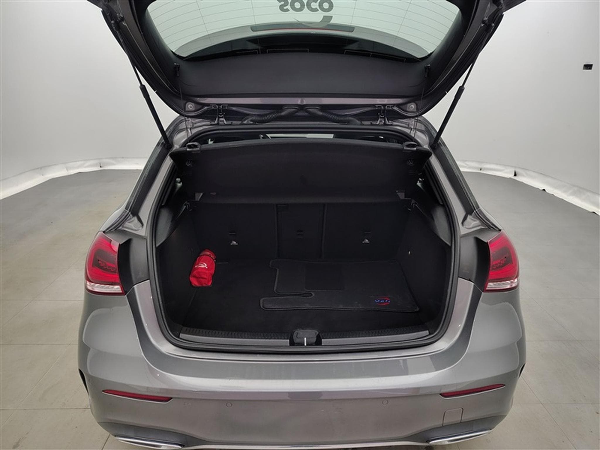Mercedes A 200 AMG Line *NAVI/CARPLAY/Pack NIGHT/FULL LED/CAMERA/JA18* (2020) - Photo 14