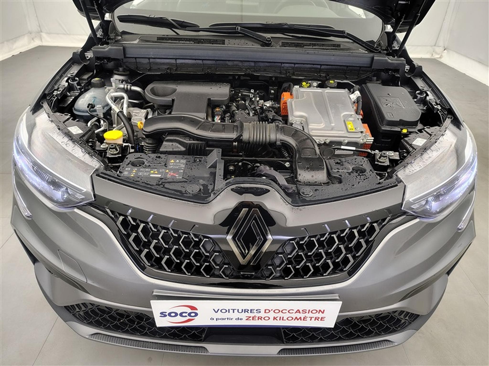 Renault Arkana 1.6i E-TECH HEV Esprit Alpine **CAM/NAVI/LED/CARPLAY** (2026) - Photo 20