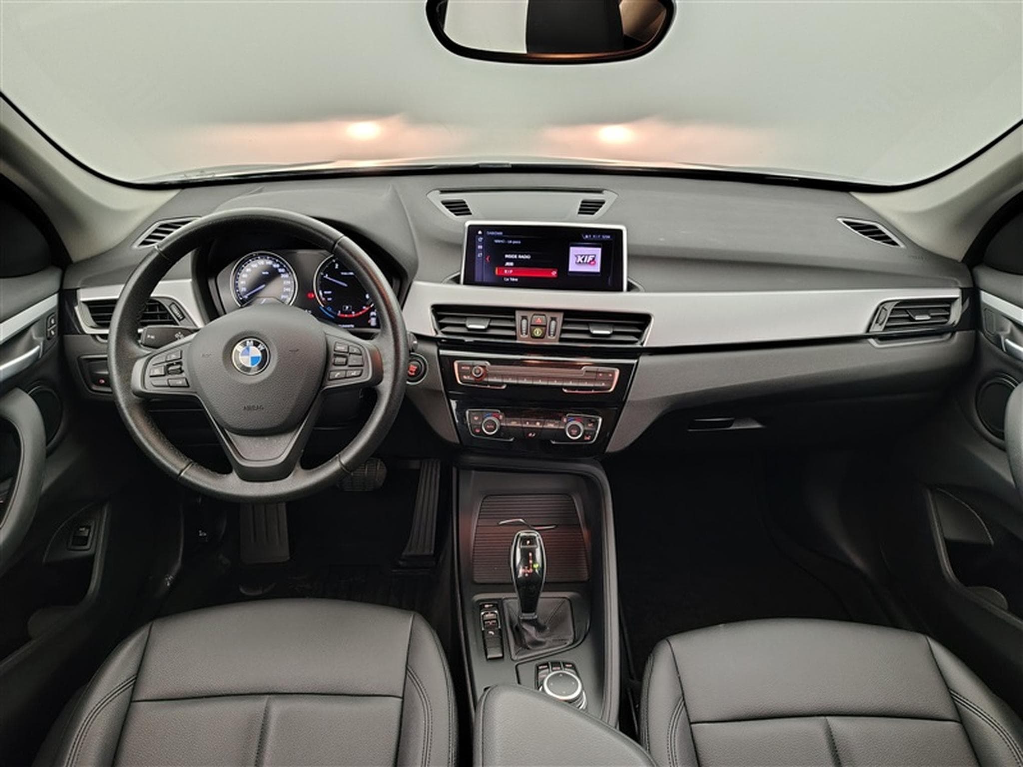 BMW X1 1.5 dA sDrive16 NAVI / CUIR (2022) - Photo 8