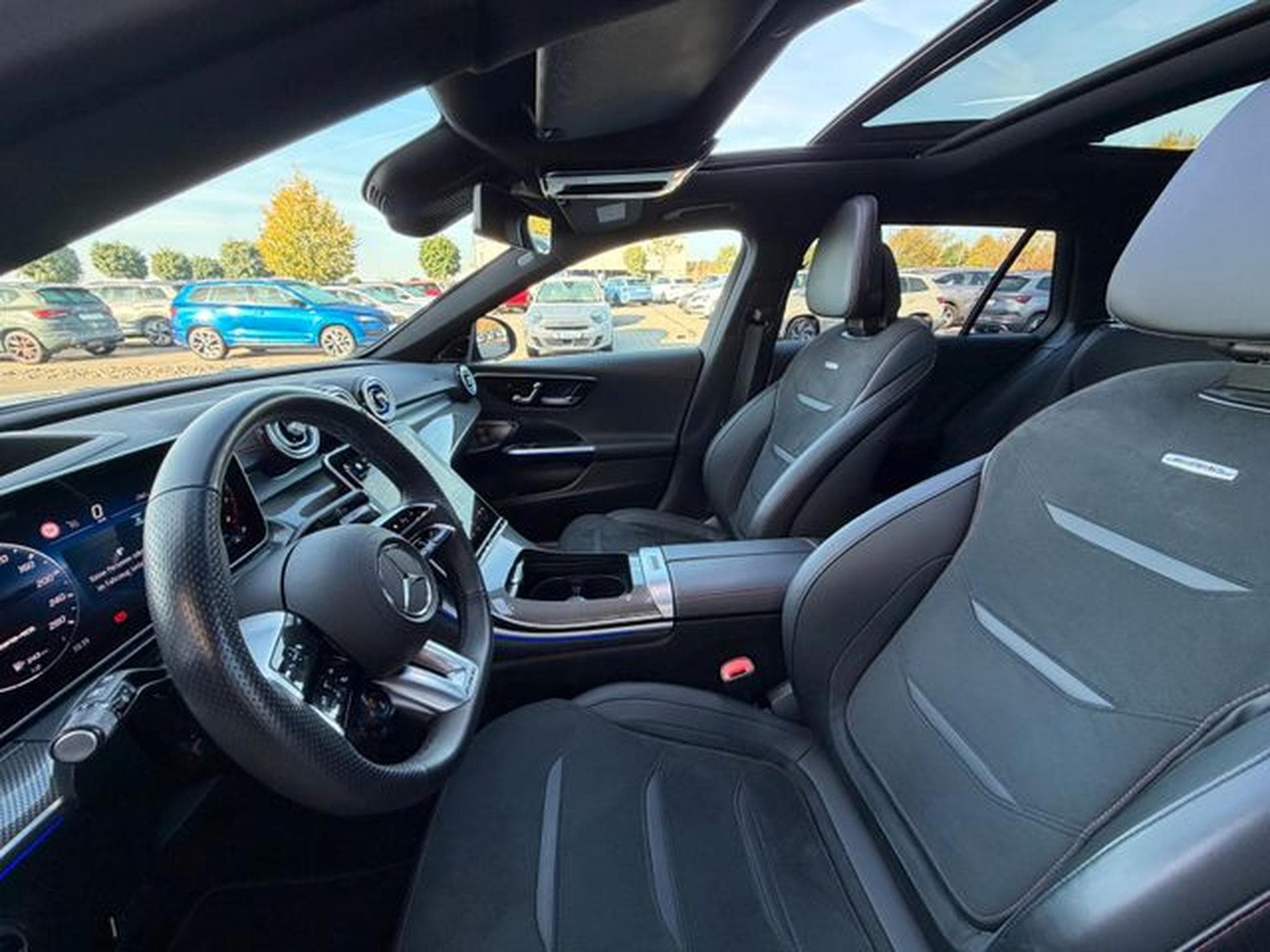 Mercedes C 43 AMG C 43 AMG T 4Matic Pano AHK 20"Burmester 1.Hand (2025) - Photo 13