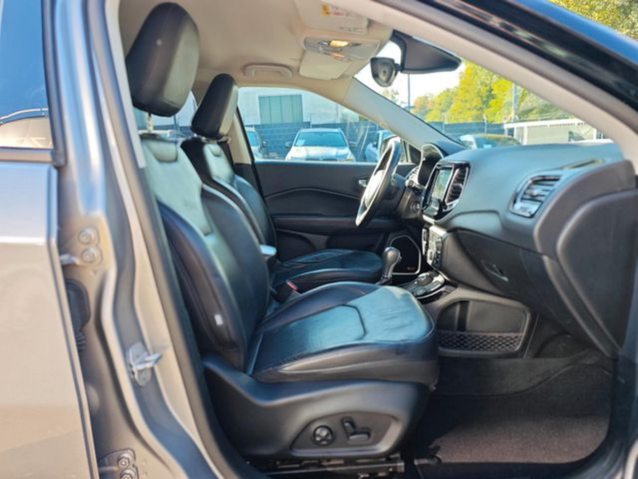 Jeep Compass COMPASS LIMITED 4WD*APPLE CAR*1. HAND*BEATS* (2017) - Foto 15