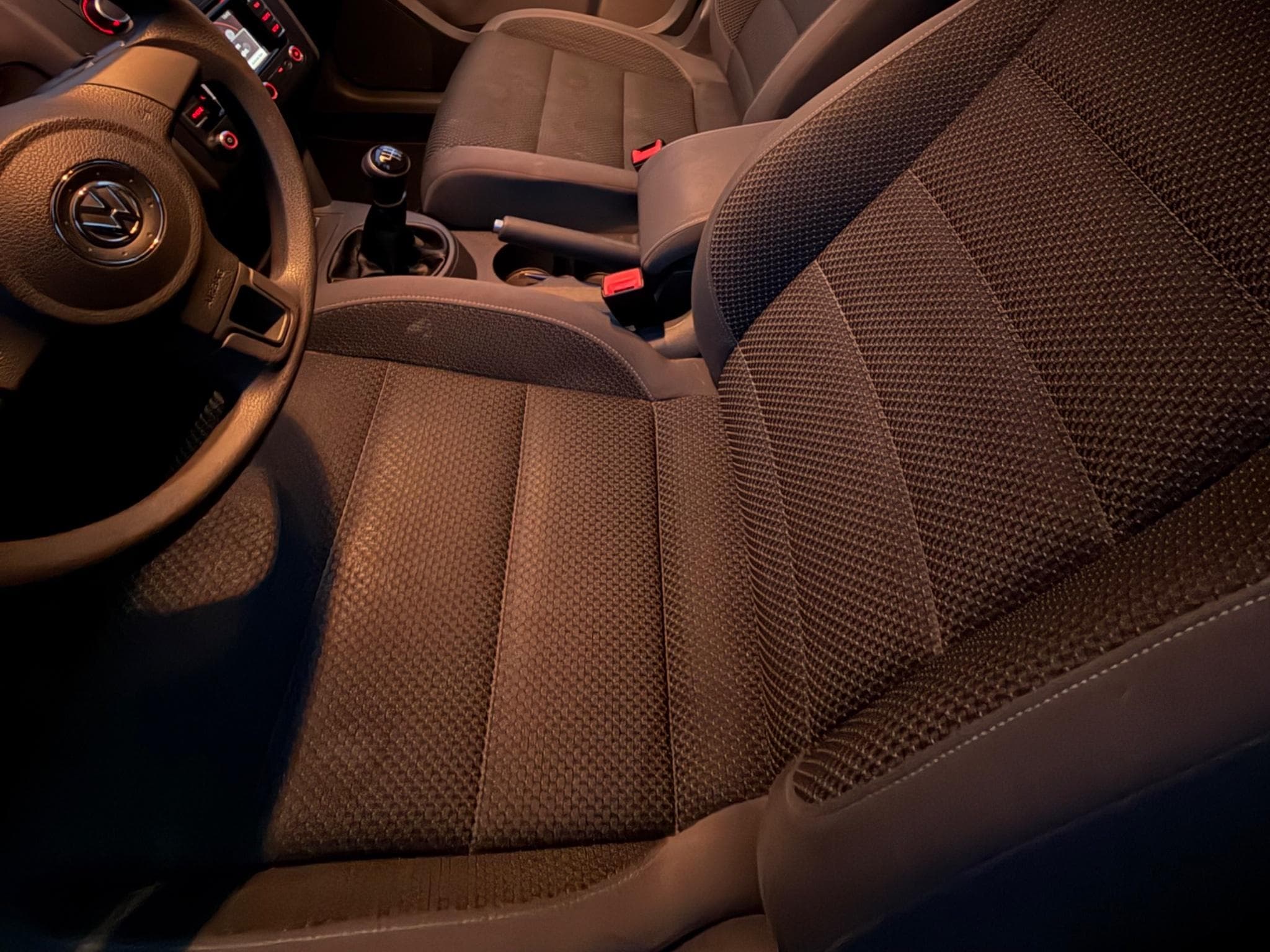 VW Touran (2013) - Photo 5