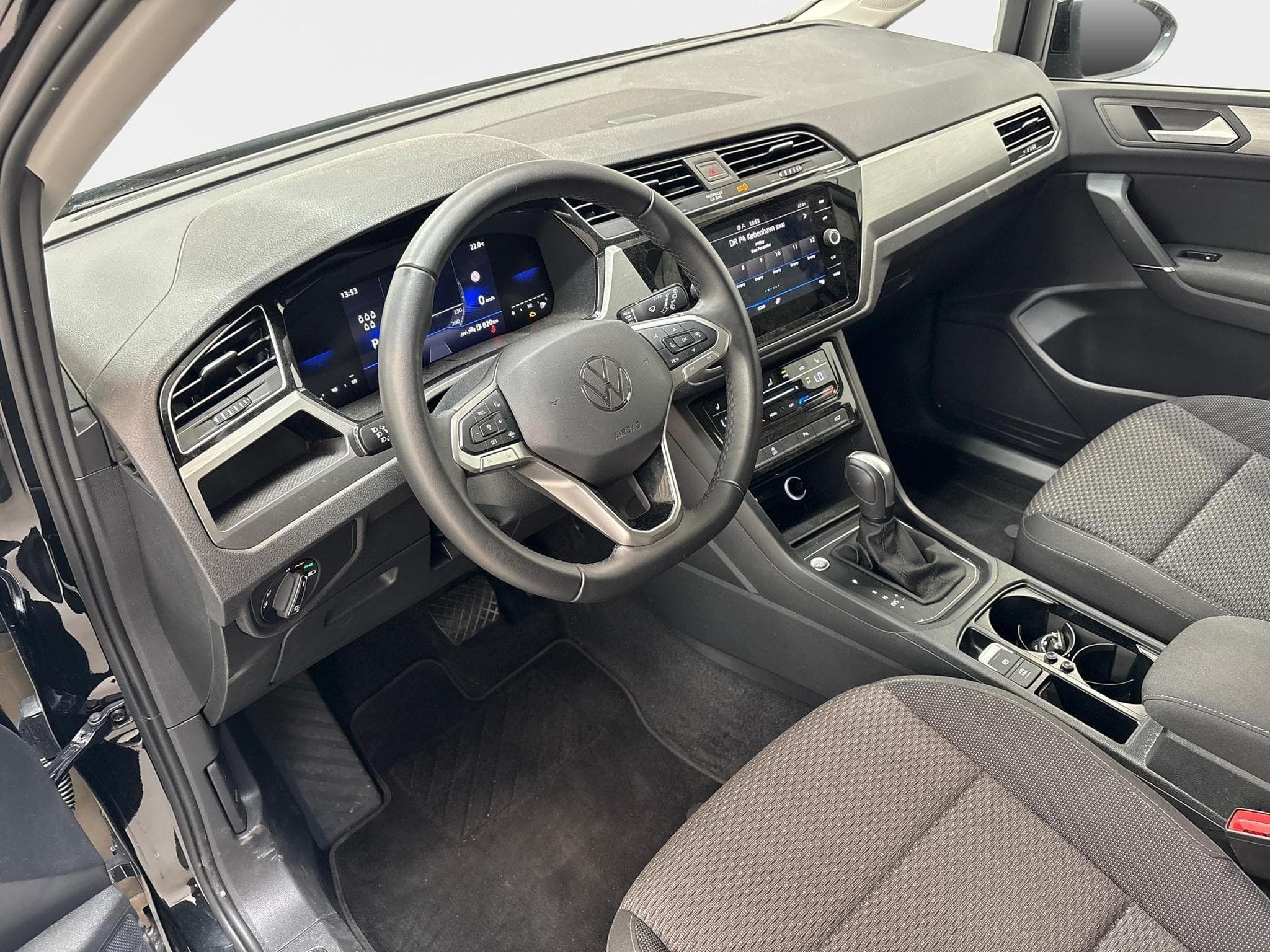 VW Touran Comfortline Edition (2026) - Foto 12