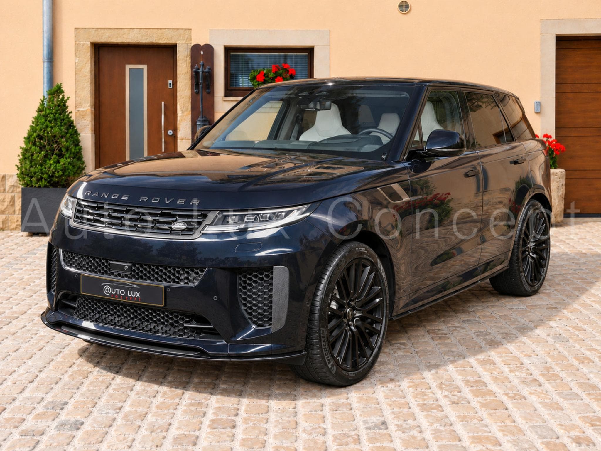 Land-Rover Range Rover Sport P635 SV Edition Two (2025) - Photo 1