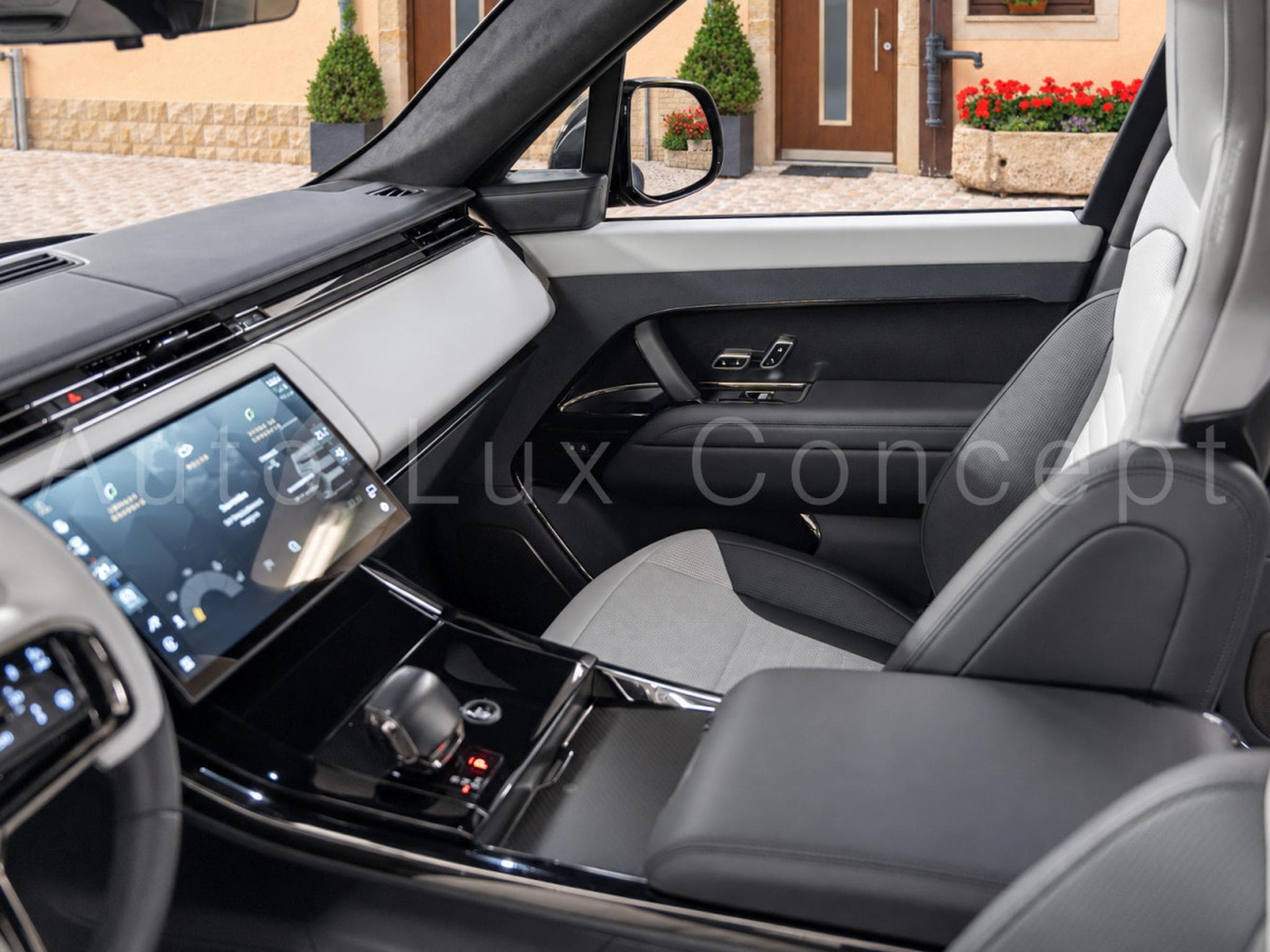 Land-Rover Range Rover Sport P635 SV Edition Two (2025) - Photo 7
