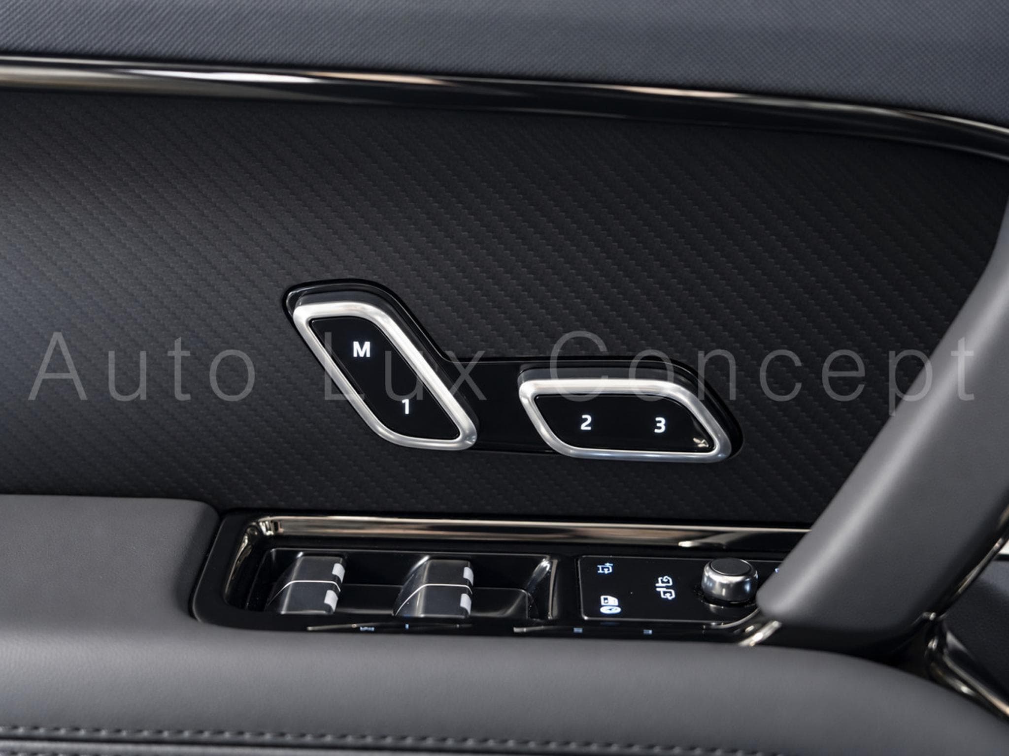 Land-Rover Range Rover Sport P635 SV Edition Two (2025) - Photo 20