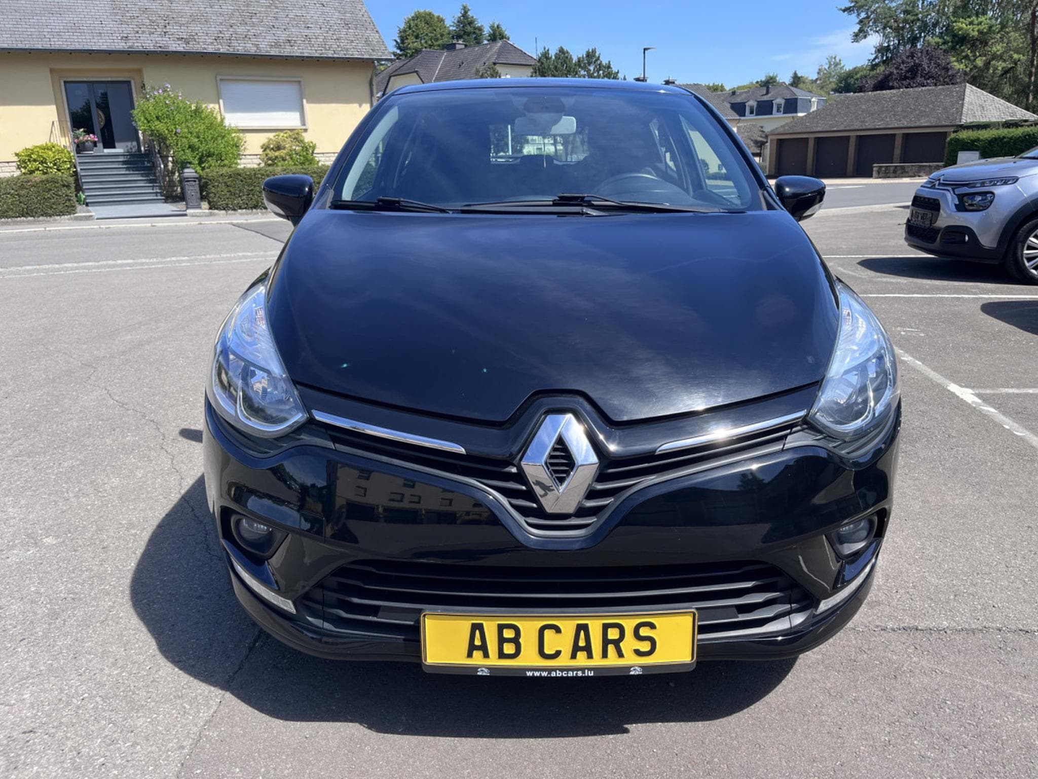 Renault Clio 1.5dci Bose 90cv (2019) - Photo 2