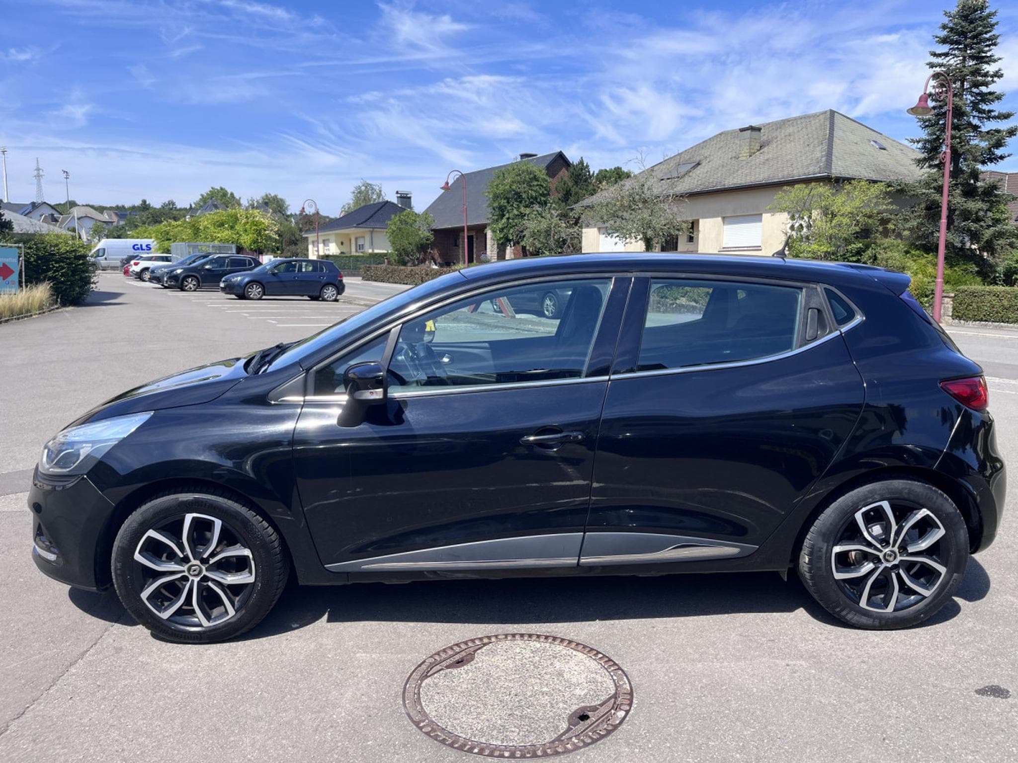 Renault Clio 1.5dci Bose 90cv (2019) - Photo 6
