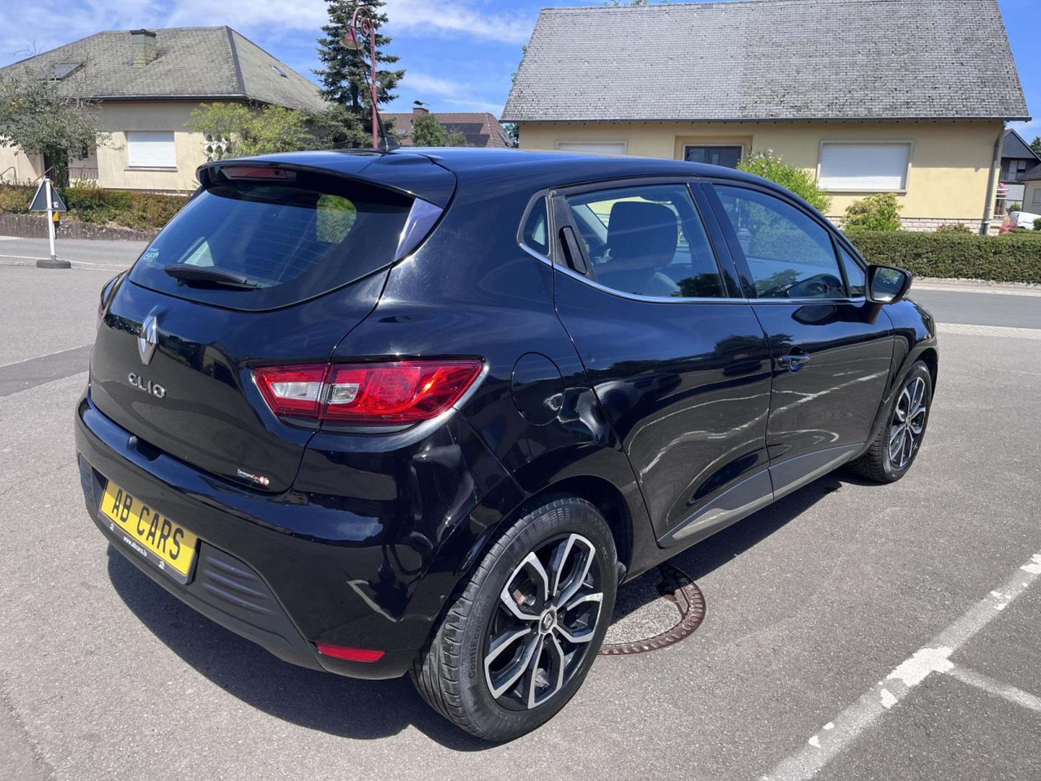 Renault Clio 1.5dci Bose 90cv (2019) - Photo 7