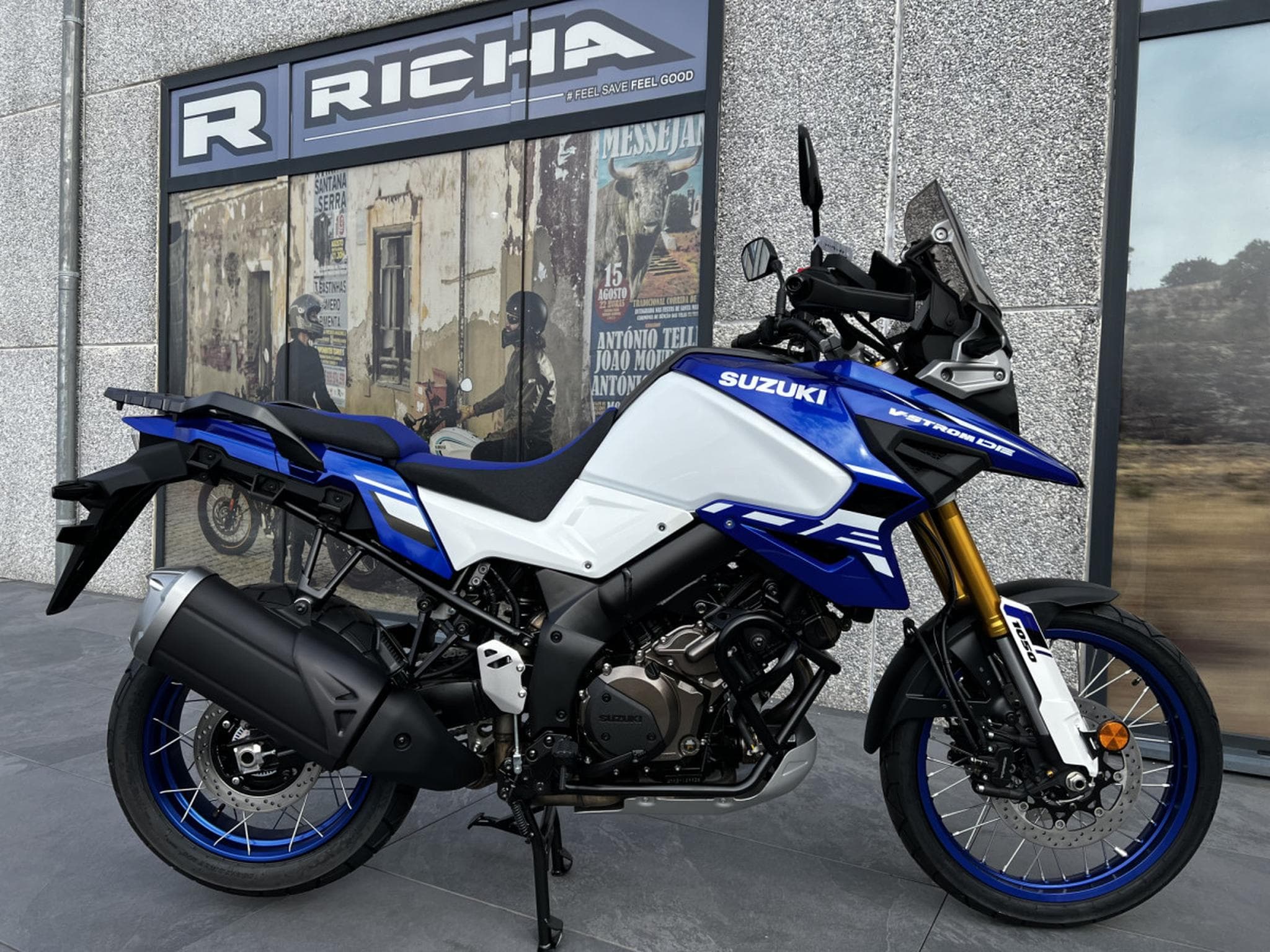Suzuki V-Strom 1050 DE (2026) - Foto 1