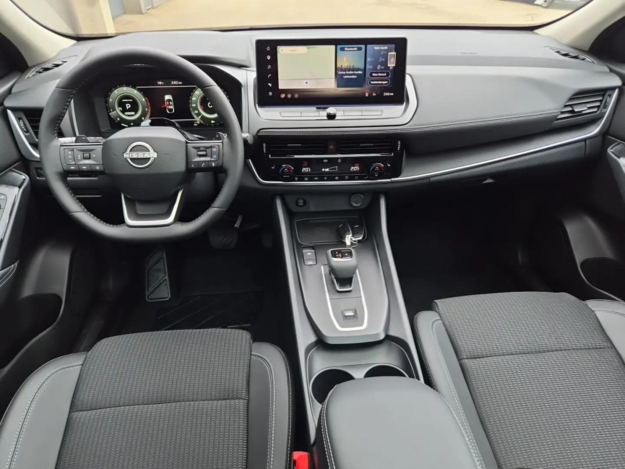 Nissan Qashqai 1.3 mHEV 158 Auto N-Connecta (2026) - Photo 7