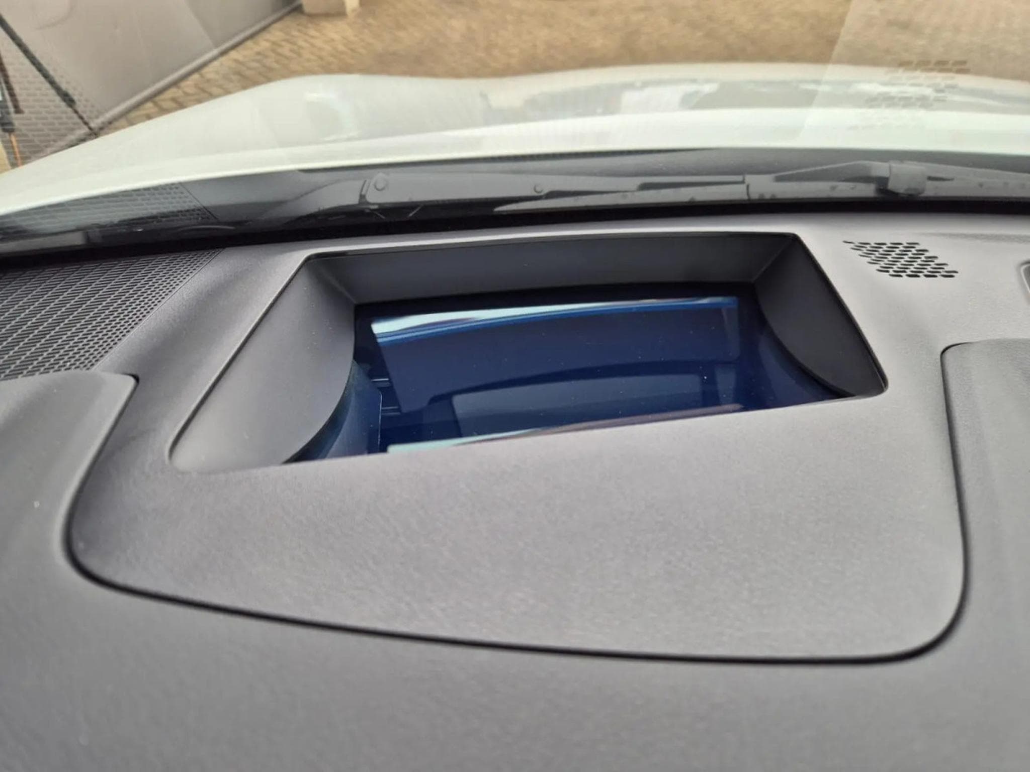 Nissan Qashqai 1.3 mHEV 158 Auto Telna Premium (2026) - Photo 11