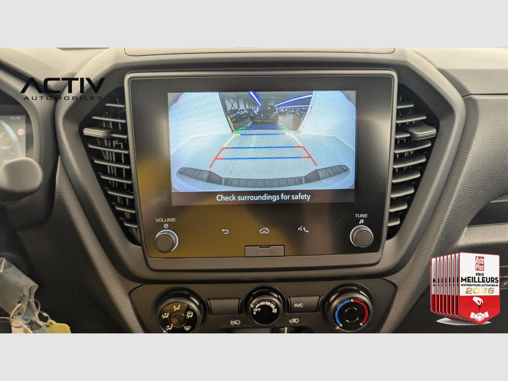 Isuzu D-MAX 2.2L SINGLE CABINE M/T B-STRONG (2026) - Photo 15