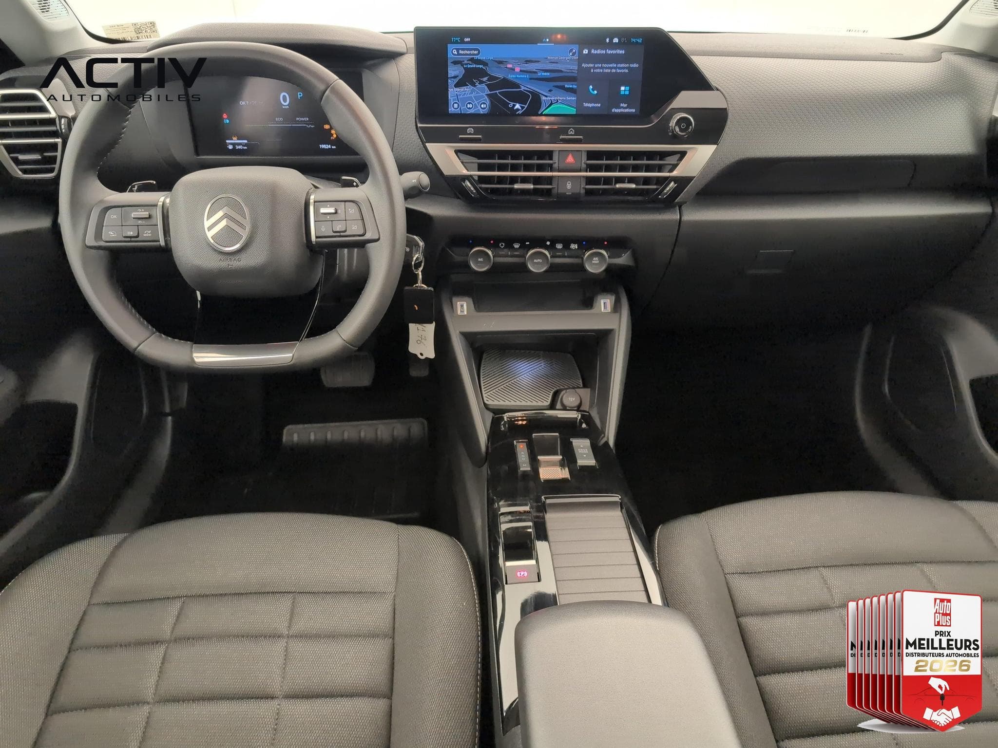Citroën C4 Hybride 145 ch e-DCS6 Plus (2025) - Photo 13