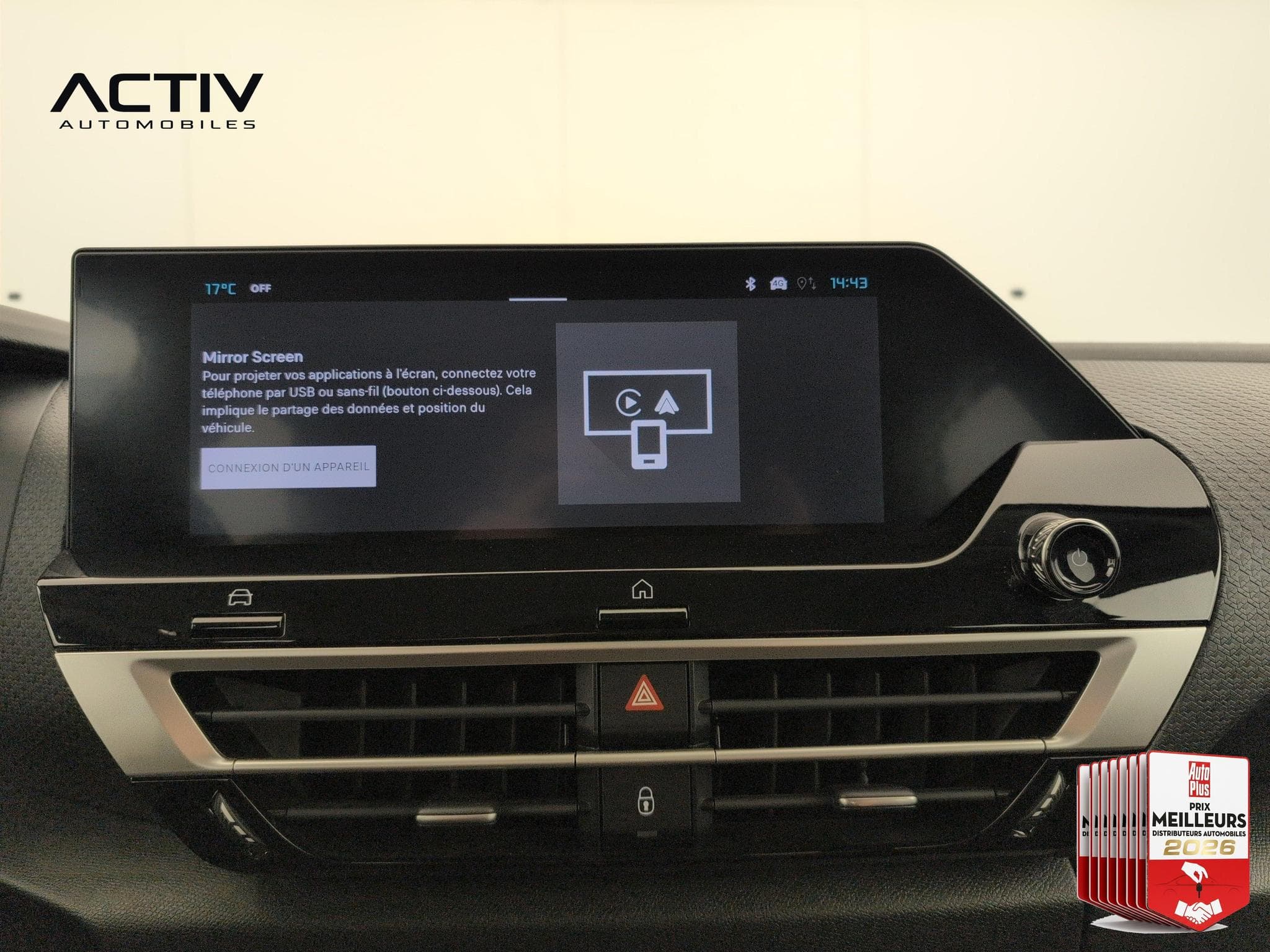 Citroën C4 Hybride 145 ch e-DCS6 Plus (2025) - Photo 20