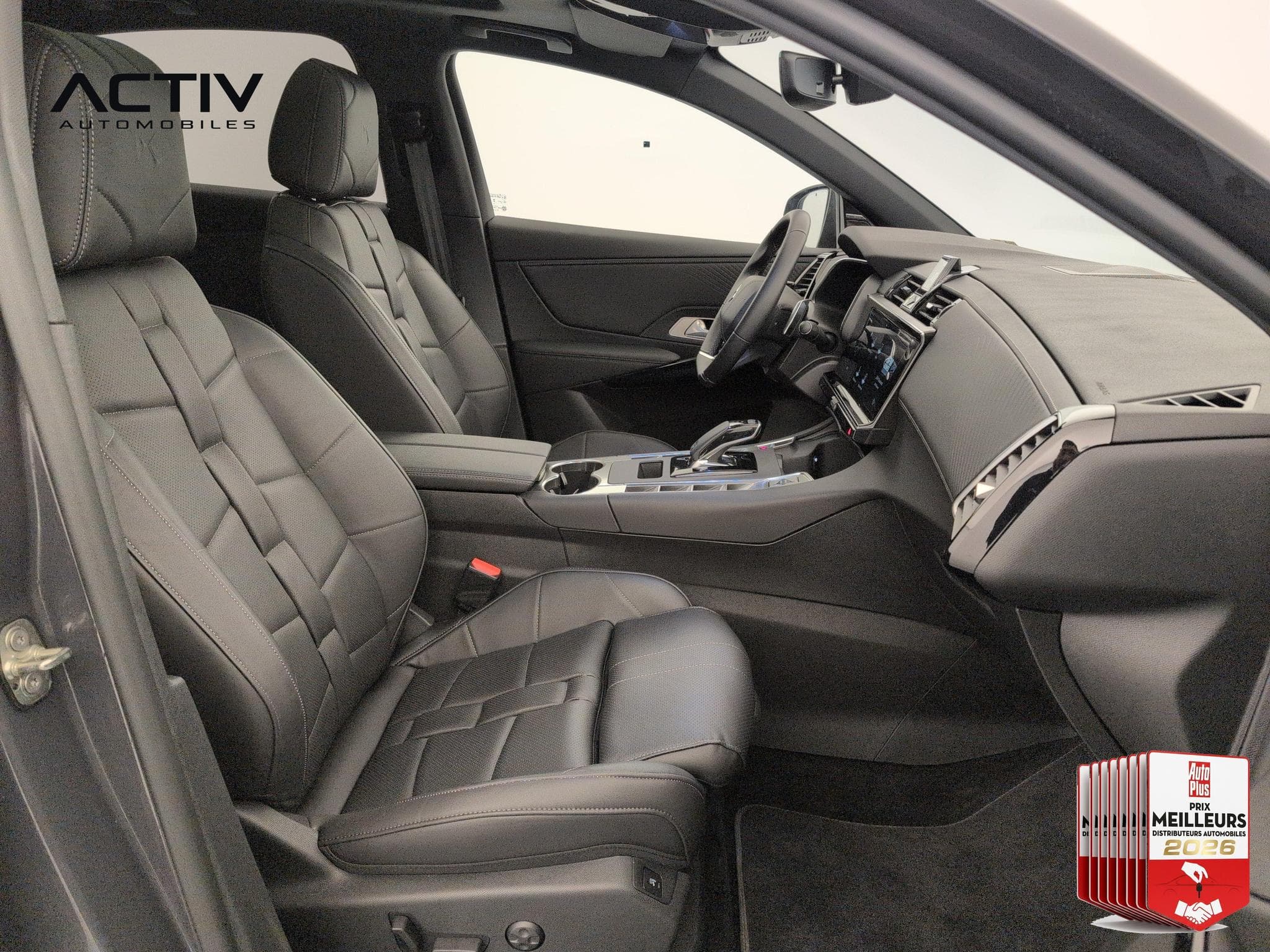 DS Automobiles DS7 BlueHDi 130 EAT8 Etoile (2025) - Photo 10