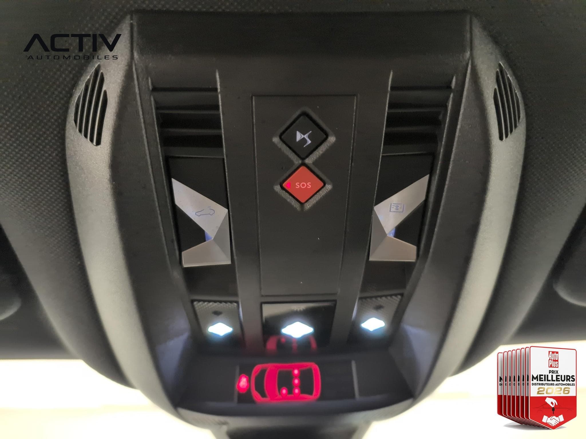 DS Automobiles DS7 BlueHDi 130 EAT8 Etoile (2025) - Photo 30