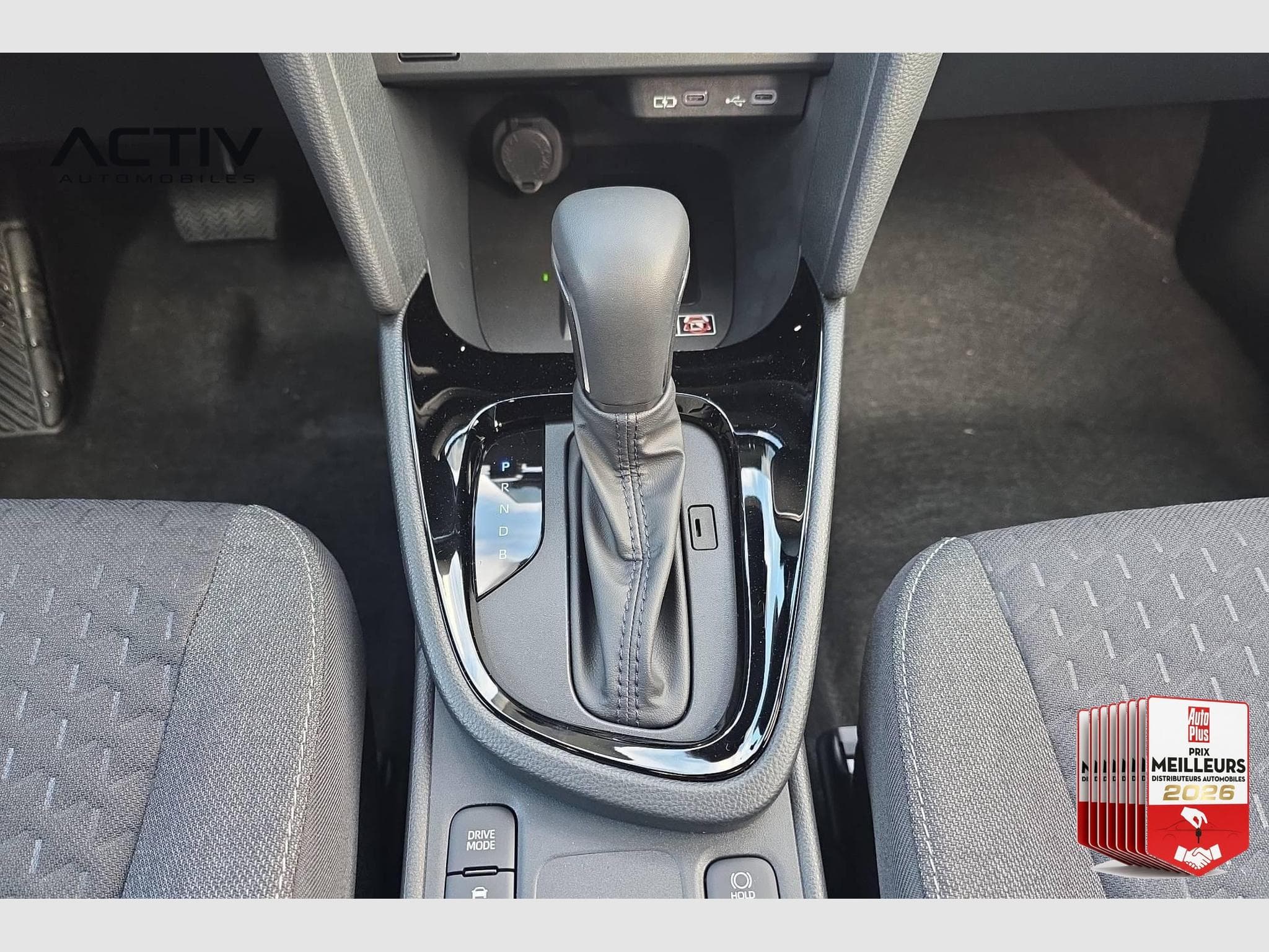 Toyota Yaris Cross 130h 2WD Design (2026) - Photo 16