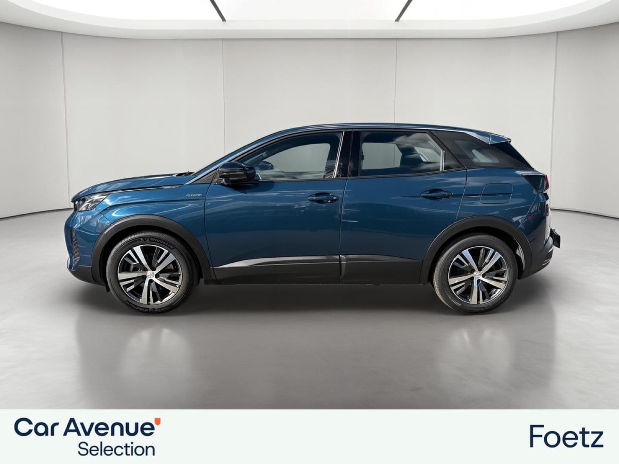 PEUGEOT 3008 Plug-in Hybrid 225ch Allure Pack e-EAT8 (2023) - Photo 10