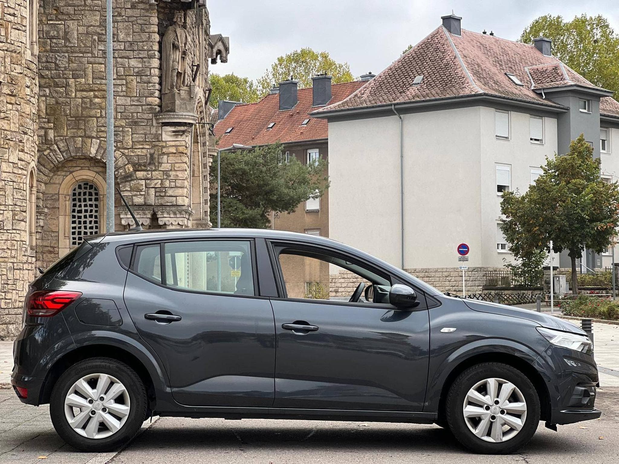 Dacia Sandero Manuelle / Essence (2023) - Foto 7