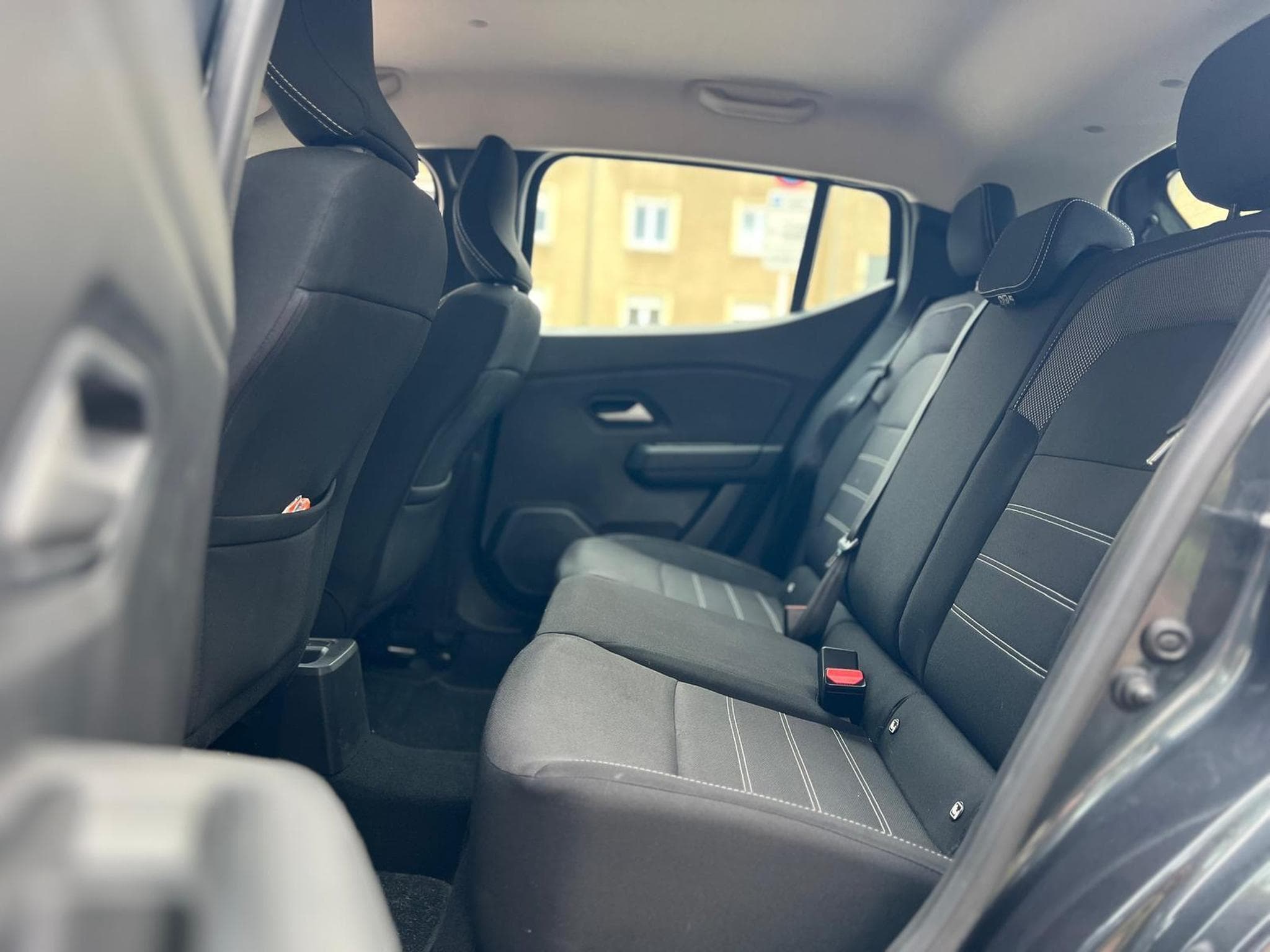 Dacia Sandero Manuelle / Essence (2023) - Foto 14