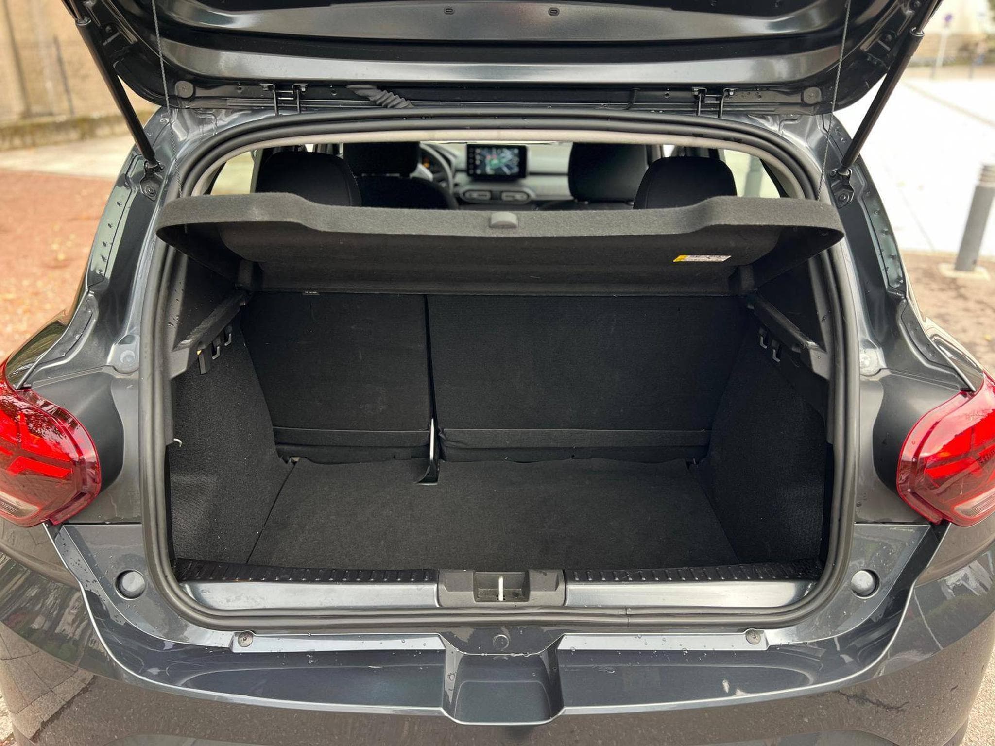 Dacia Sandero Manuelle / Essence (2023) - Foto 8
