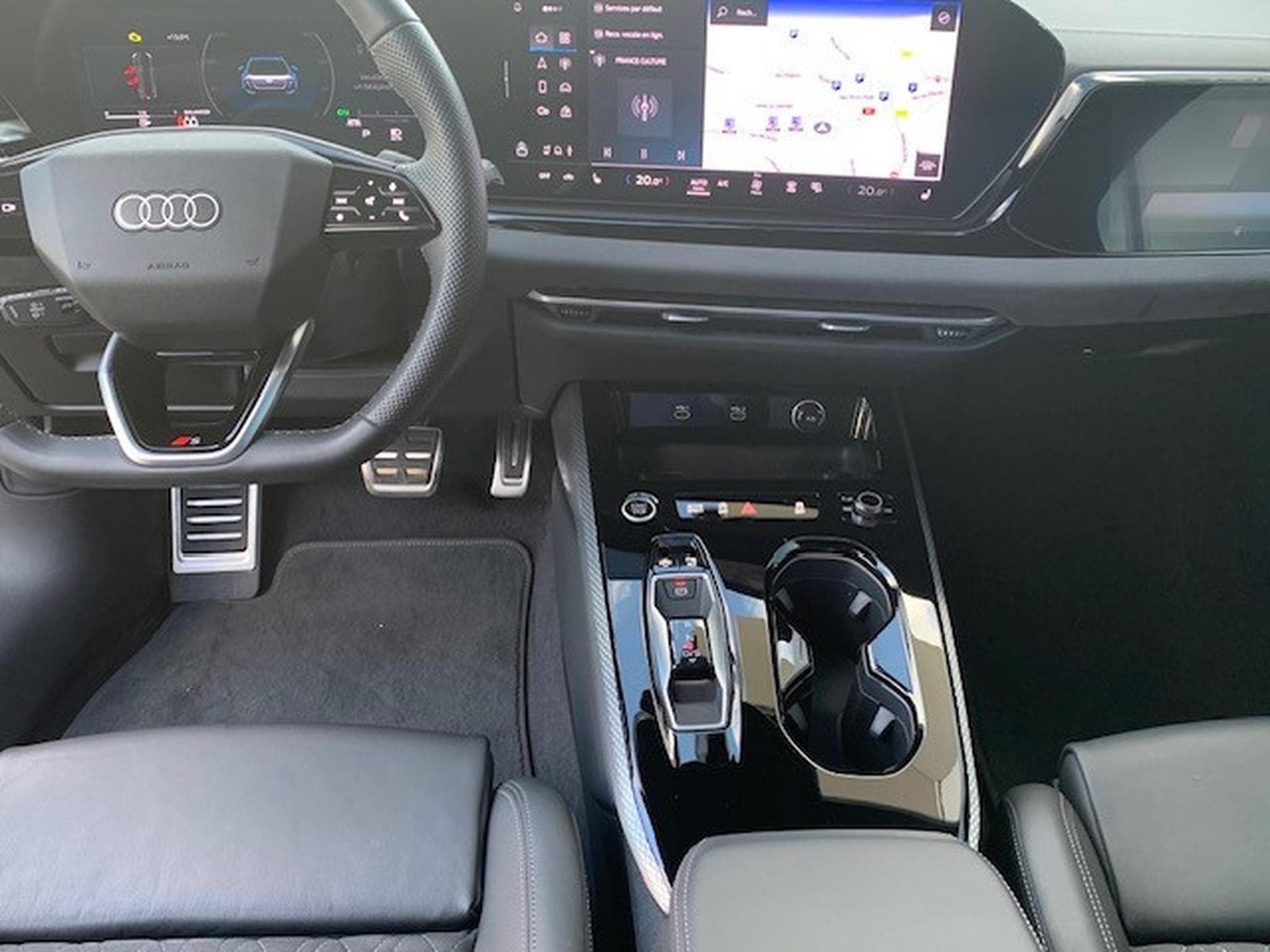Audi A5 Avant 2.0TFSI quattro 204CV S-tronic (2025) - Photo 3
