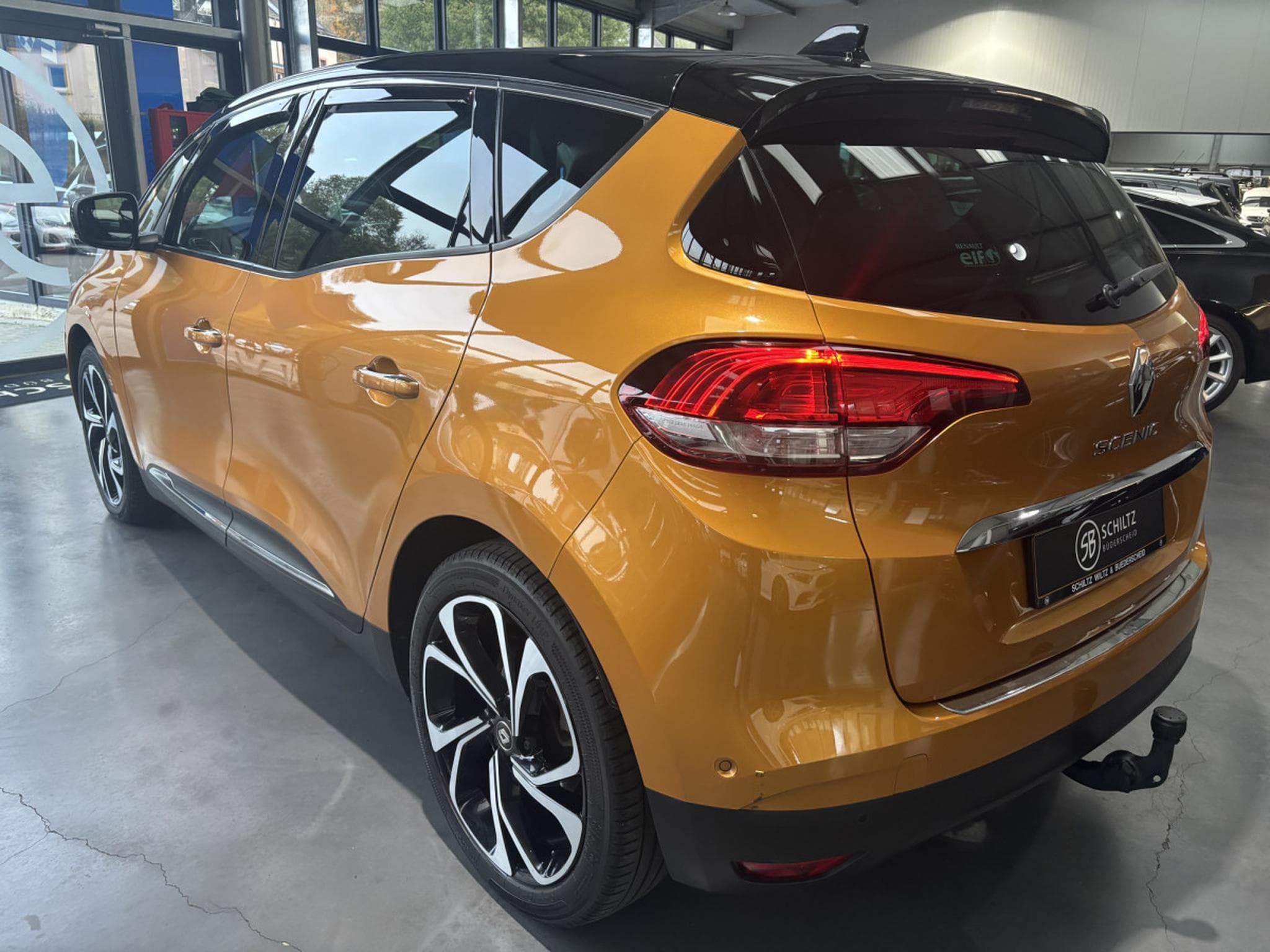 Renault Scenic 1.7 dCi INTENS (2019) - Foto 5