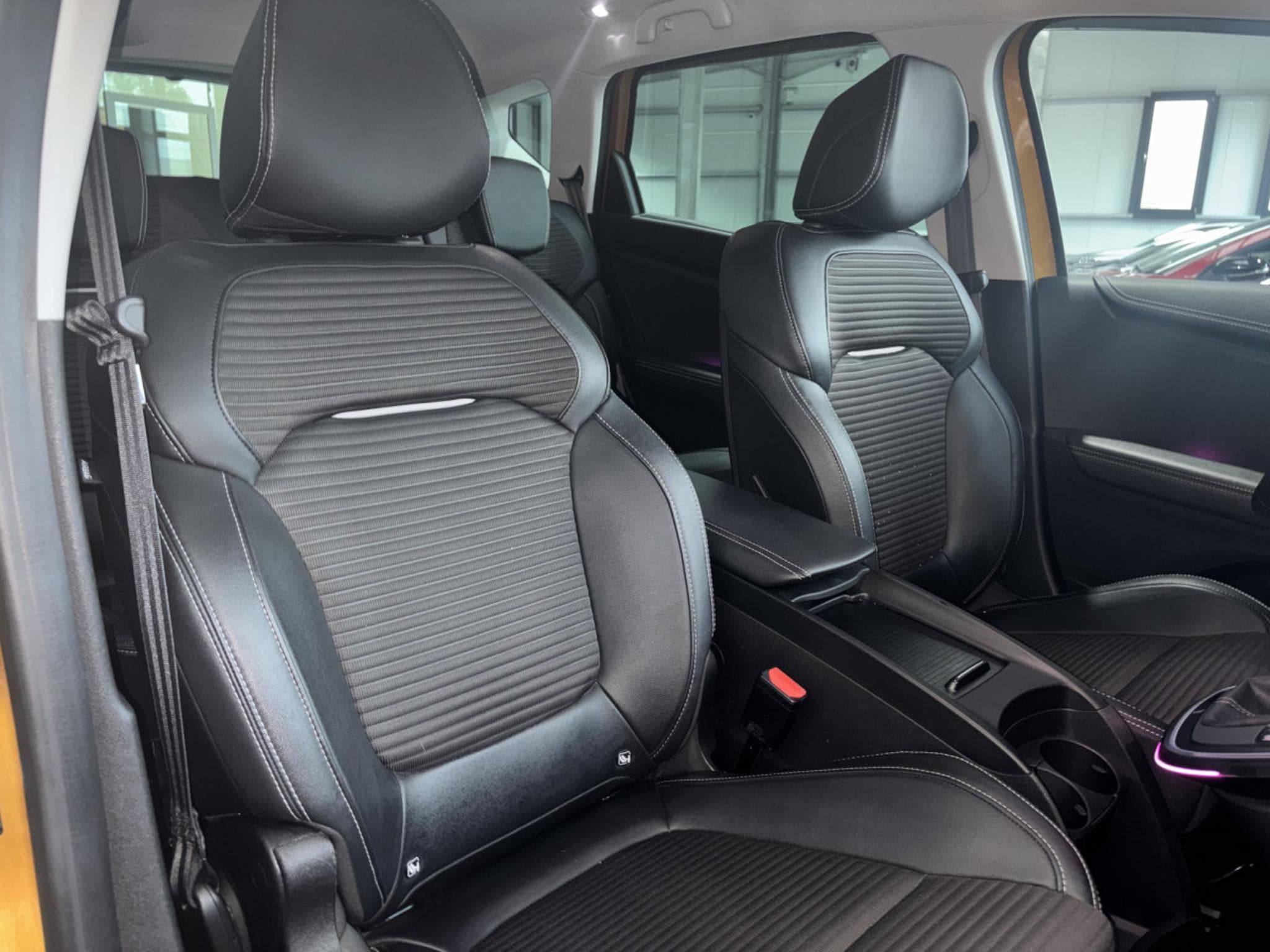 Renault Scenic 1.7 dCi INTENS (2019) - Foto 12