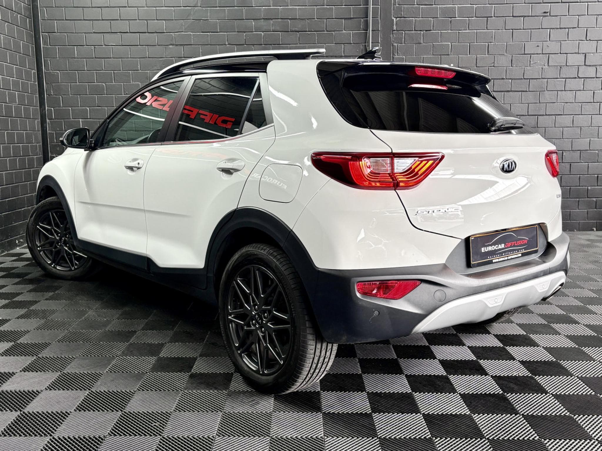 Kia Stonic 1.0 T-GDI Spirit 120 CV  *CAM* (2020) - Foto 4