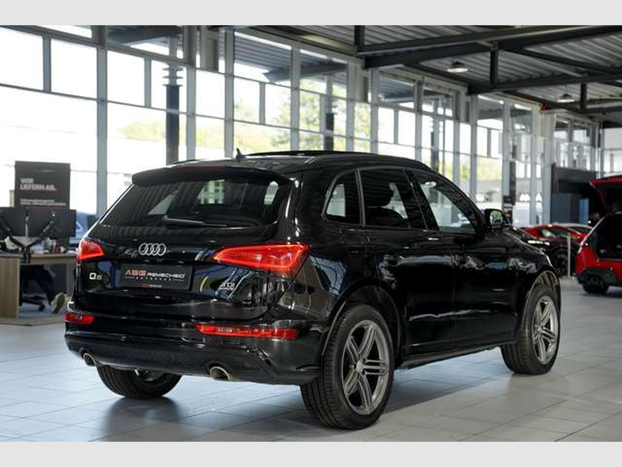 Audi Q5 3.0 TDI q. 2x S Line *Pano *2.H *Kam *B&O * (2016) - Photo 6