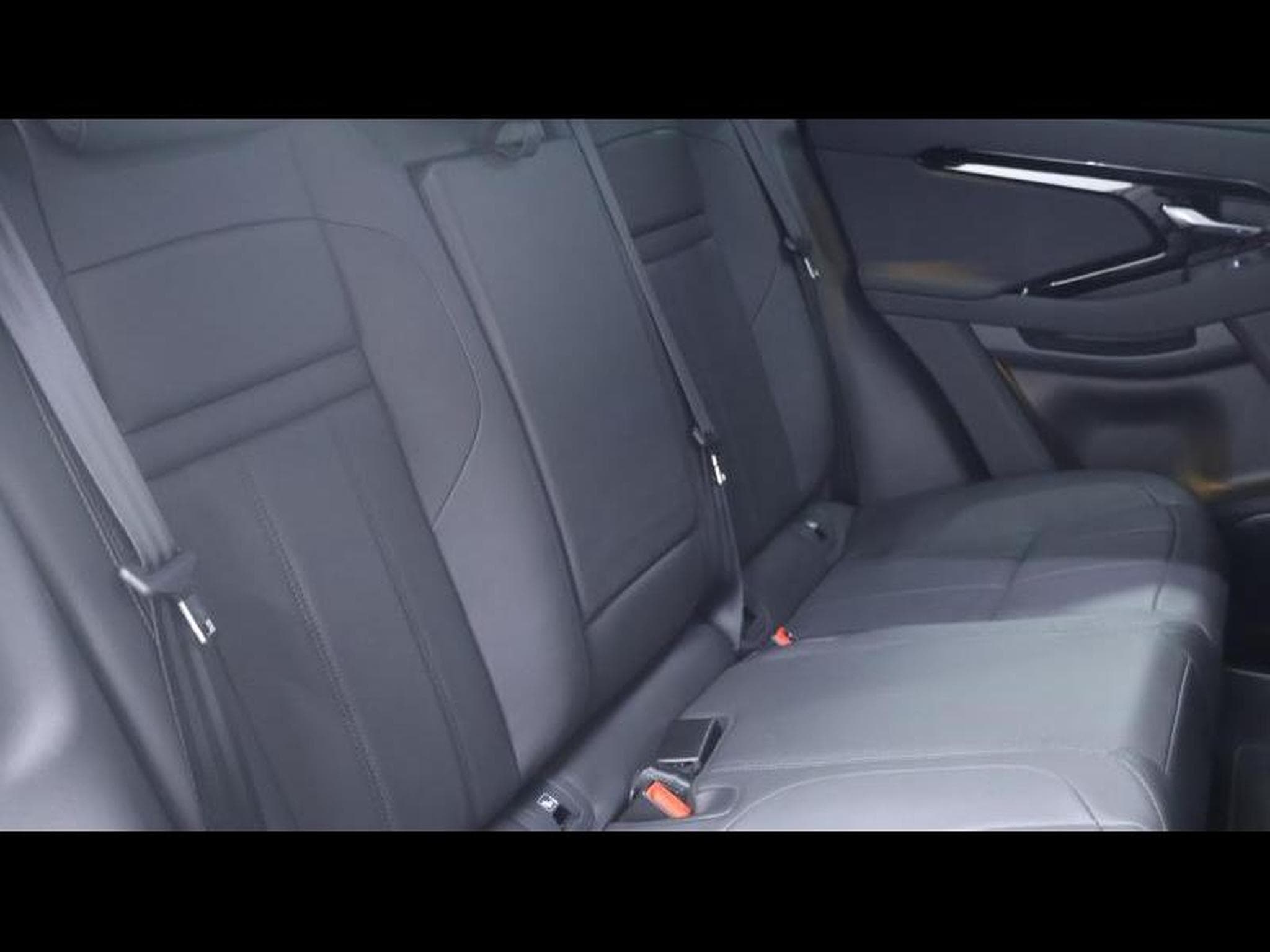 Land-Rover Range Rover Evoque D165 S AWD Auto (2026) - Photo 15