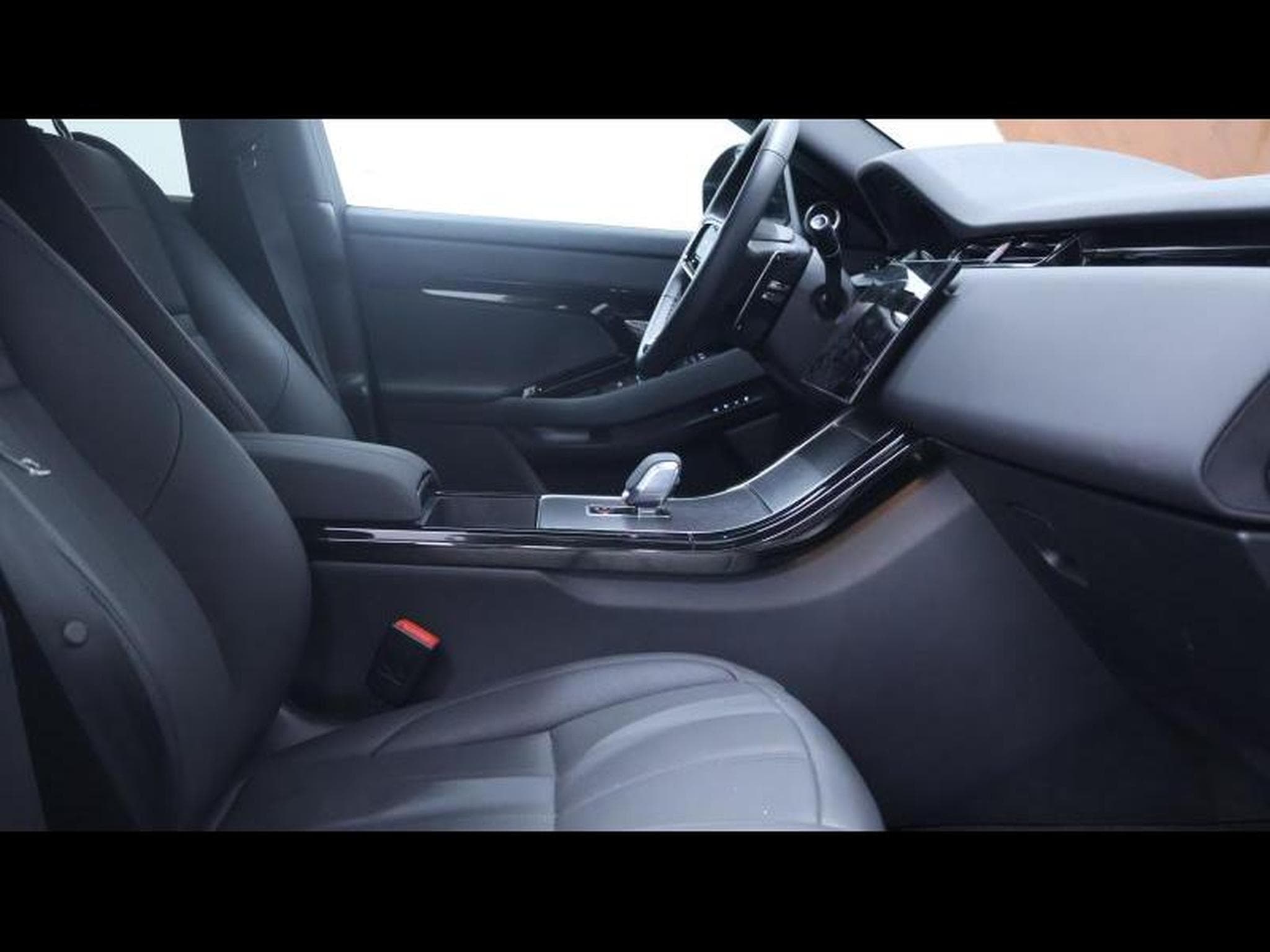 Land-Rover Range Rover Evoque D165 S AWD Auto (2026) - Photo 12