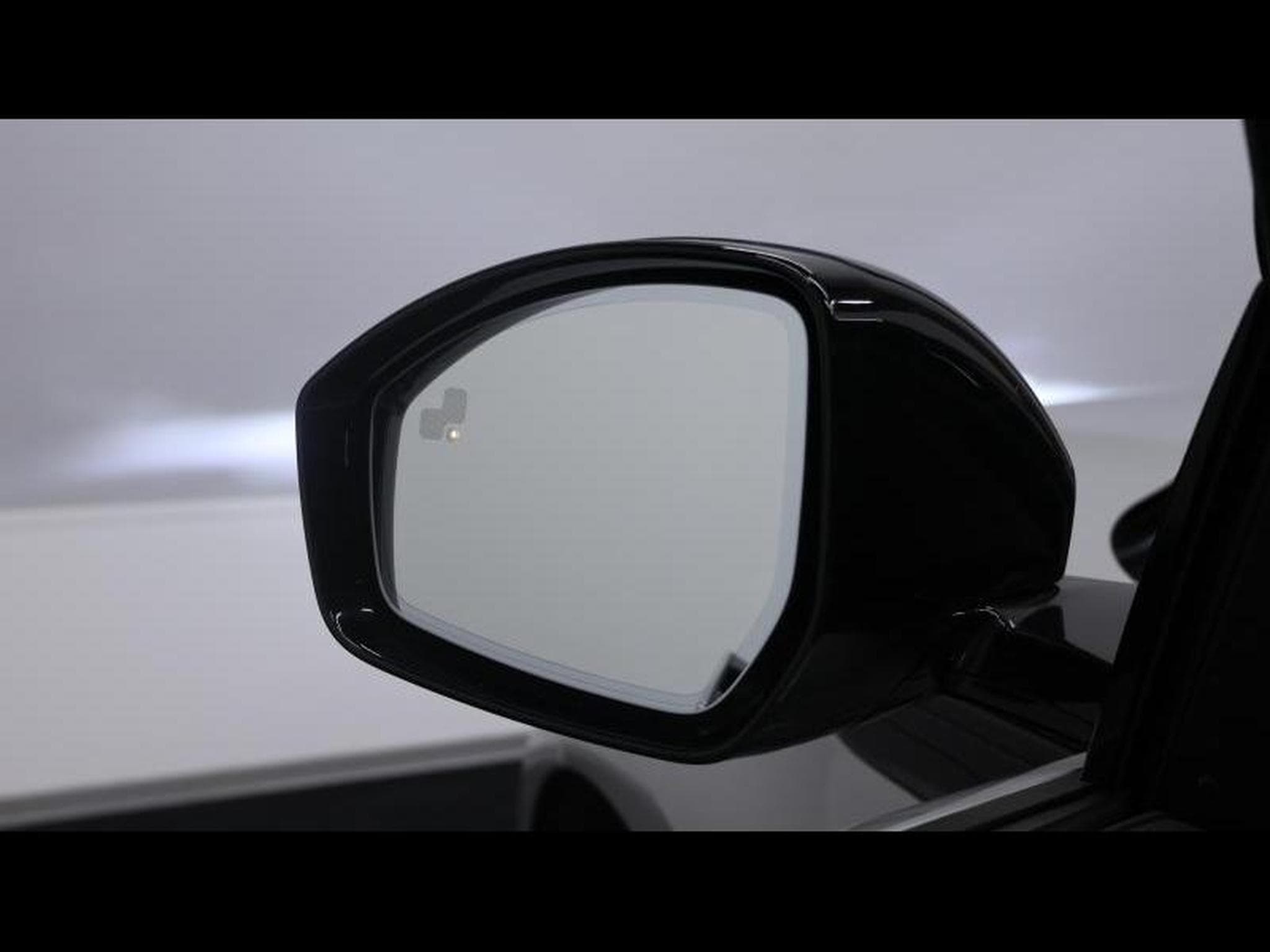 Land-Rover Range Rover Evoque D165 S AWD Auto (2026) - Photo 34