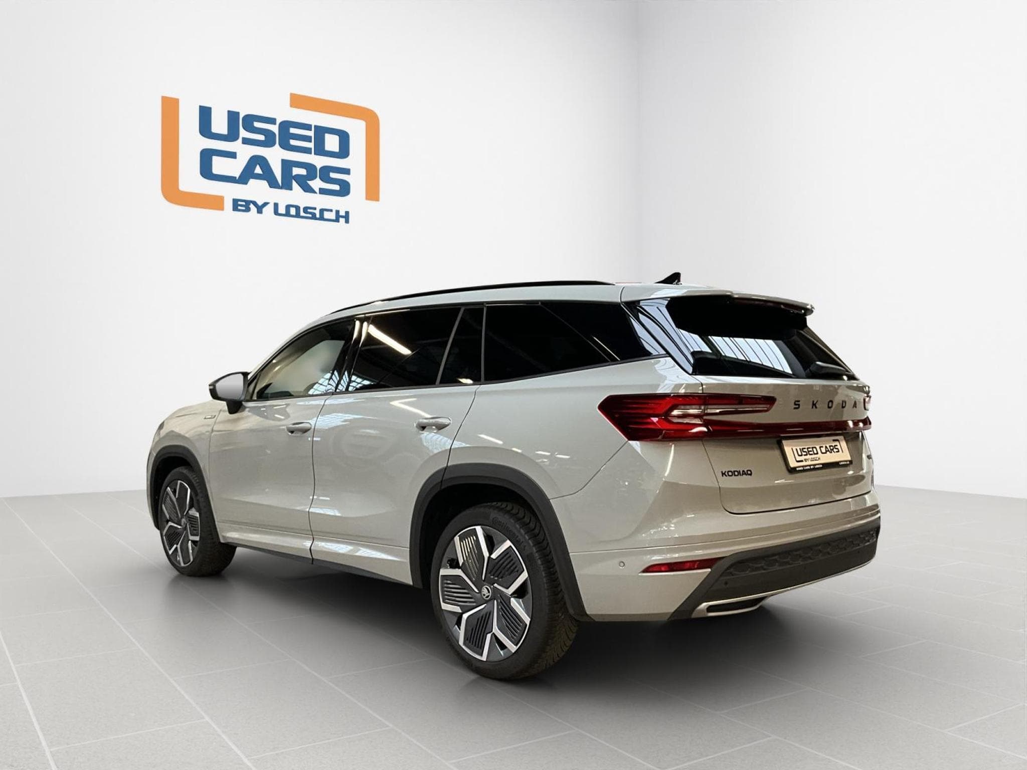 Skoda Kodiaq Sportline+DSG+4x4+7Sitze+Standh.+LM20+AHK+P.Convenience (2025) - Foto 5