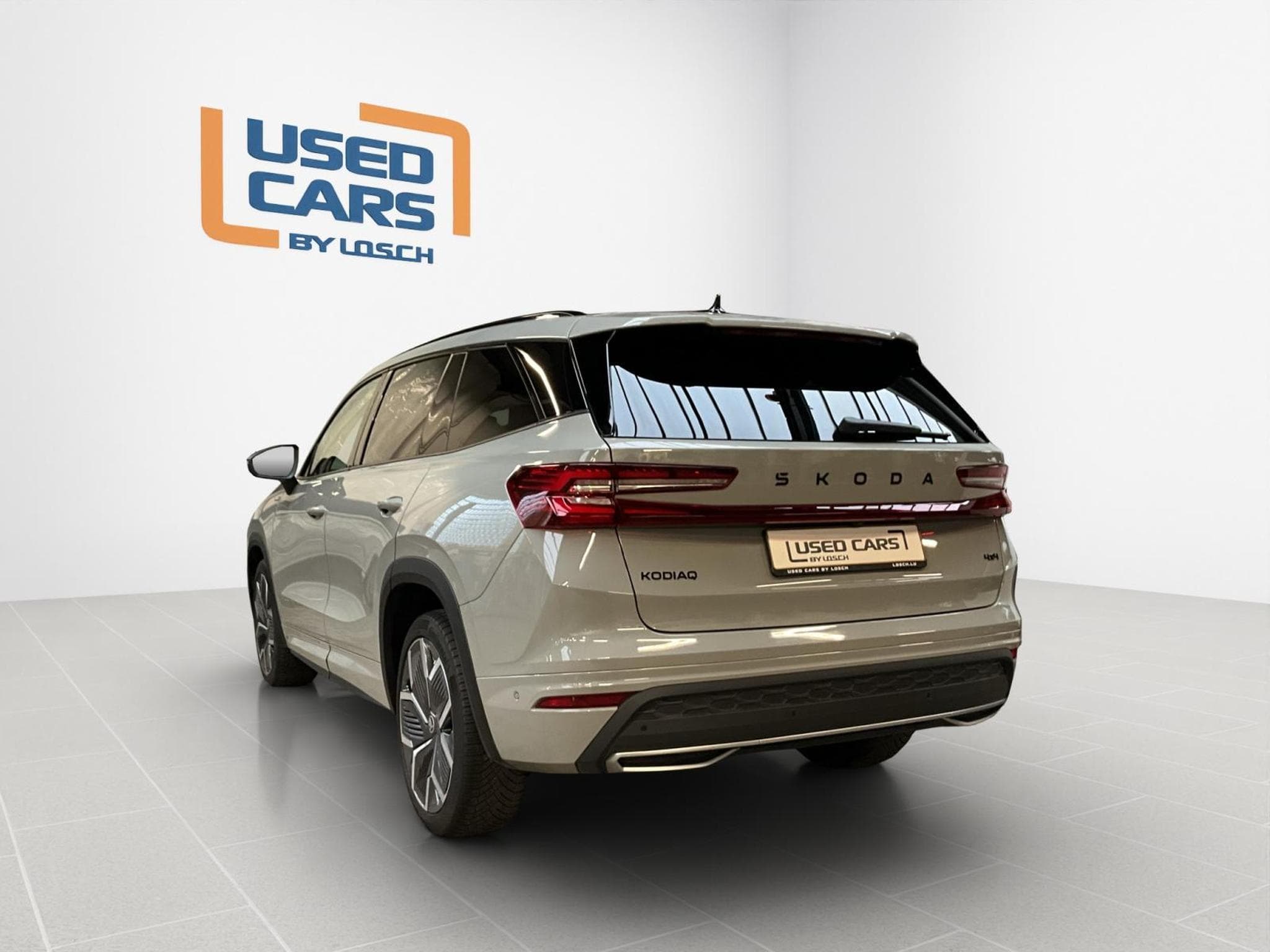Skoda Kodiaq Sportline+DSG+4x4+7Sitze+Standh.+LM20+AHK+P.Convenience (2025) - Foto 6